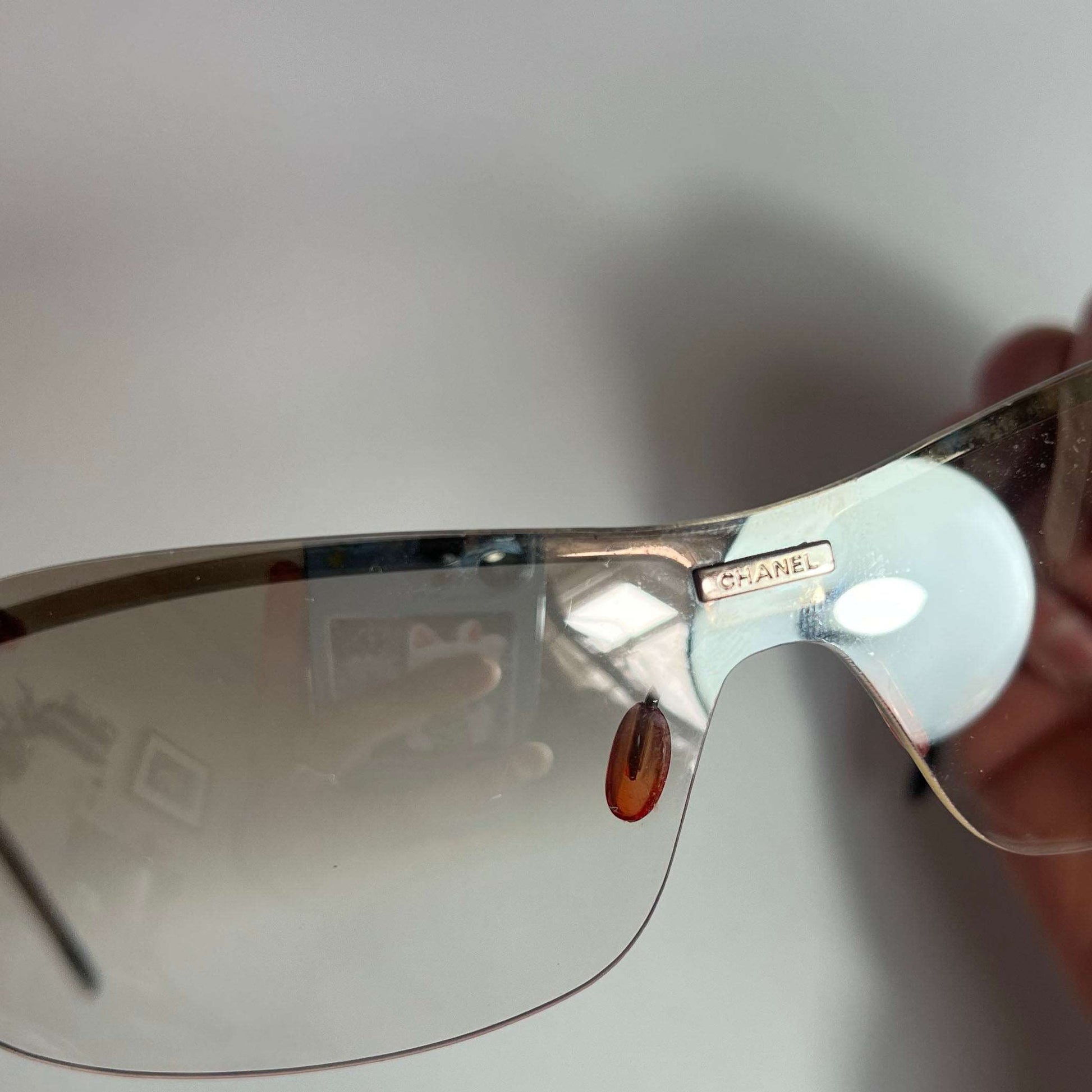 00's Chanel Clear Lens Rimless Sunglasses in Silver 
