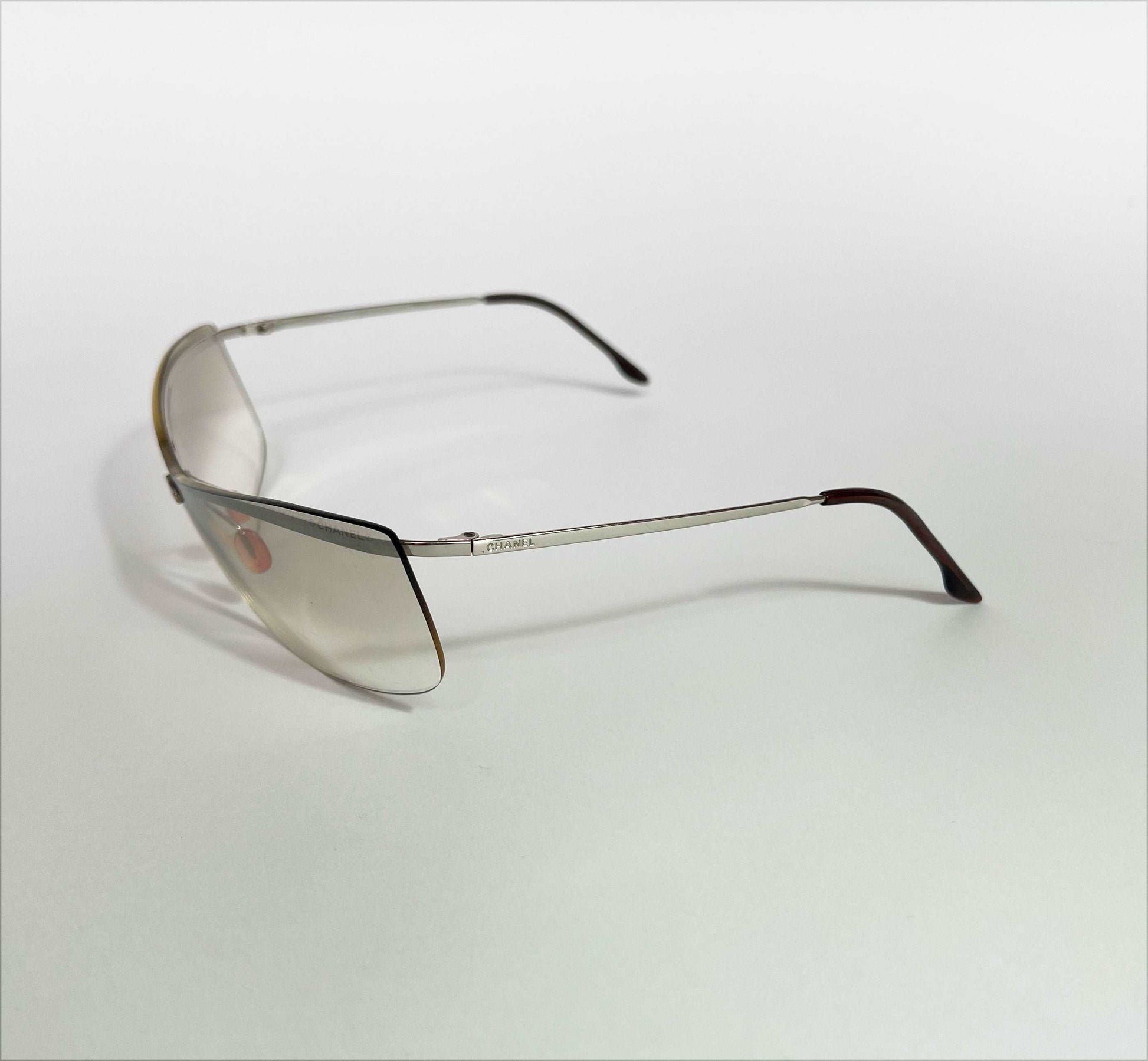 00's Chanel Clear Lens Rimless Sunglasses in Silver 