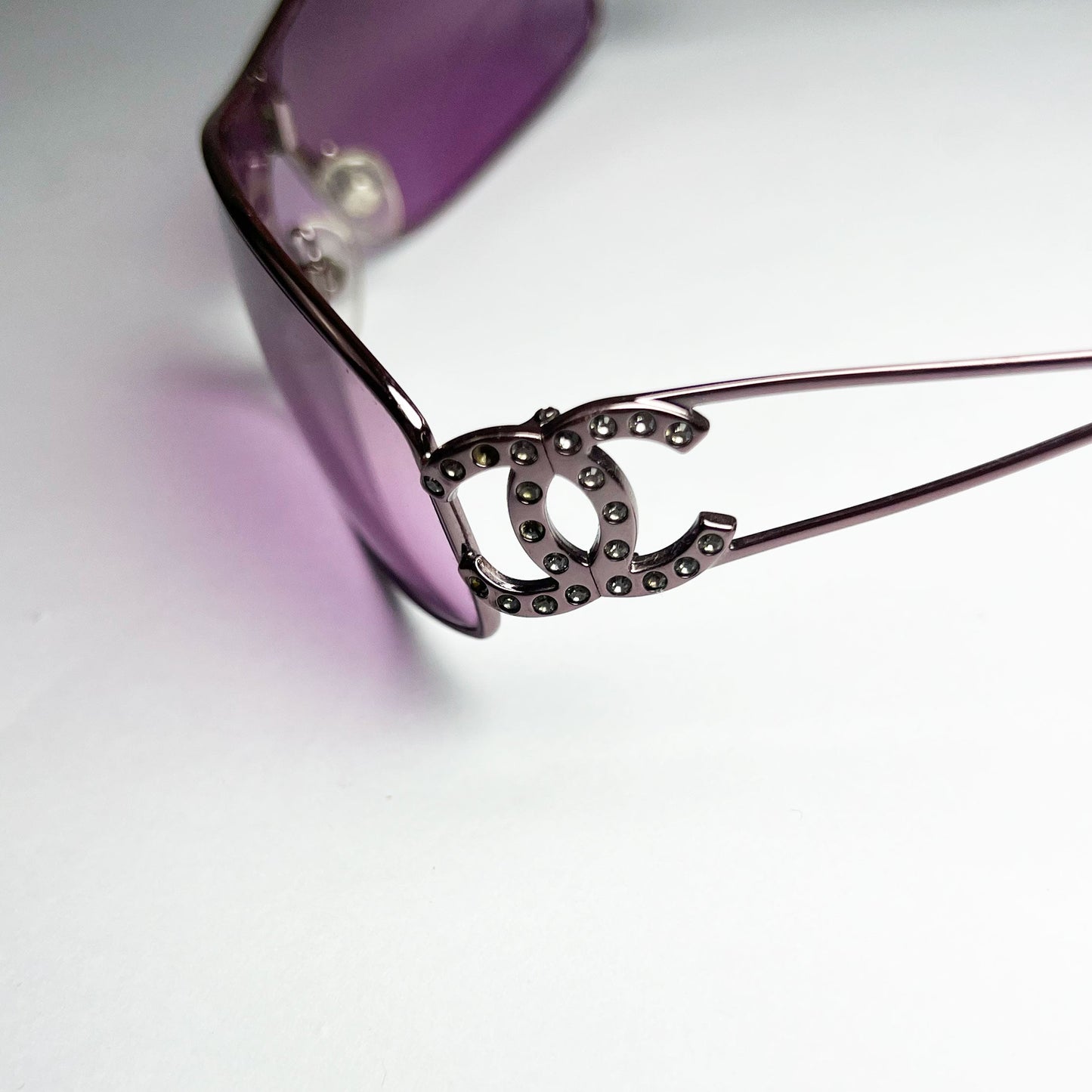 00's Chanel Wraparound Diamante CC Sunglasses in Purple 