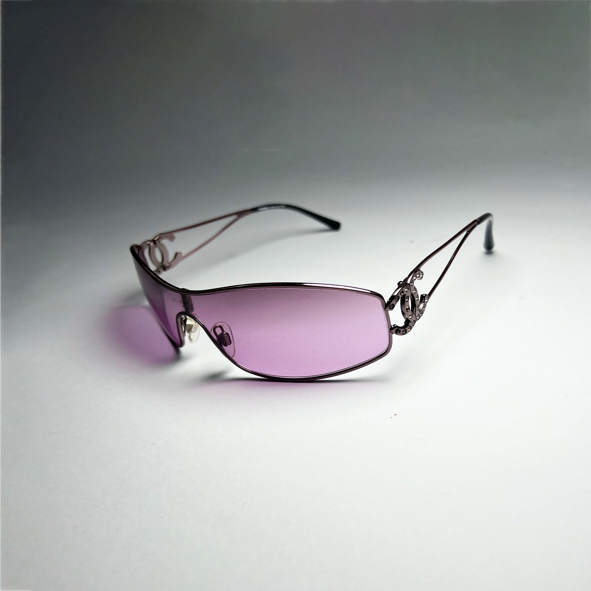 00's Chanel Wraparound Diamante CC Sunglasses in Purple 