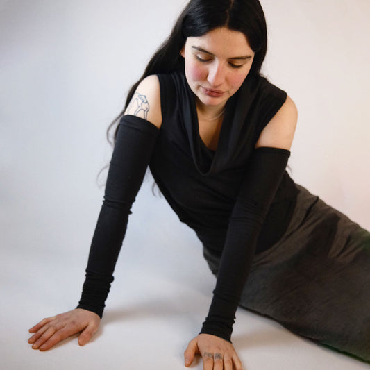 00's Plein Sud Cowl Neck Top with Longsleeve Cuffs in Charcoal - S/M 