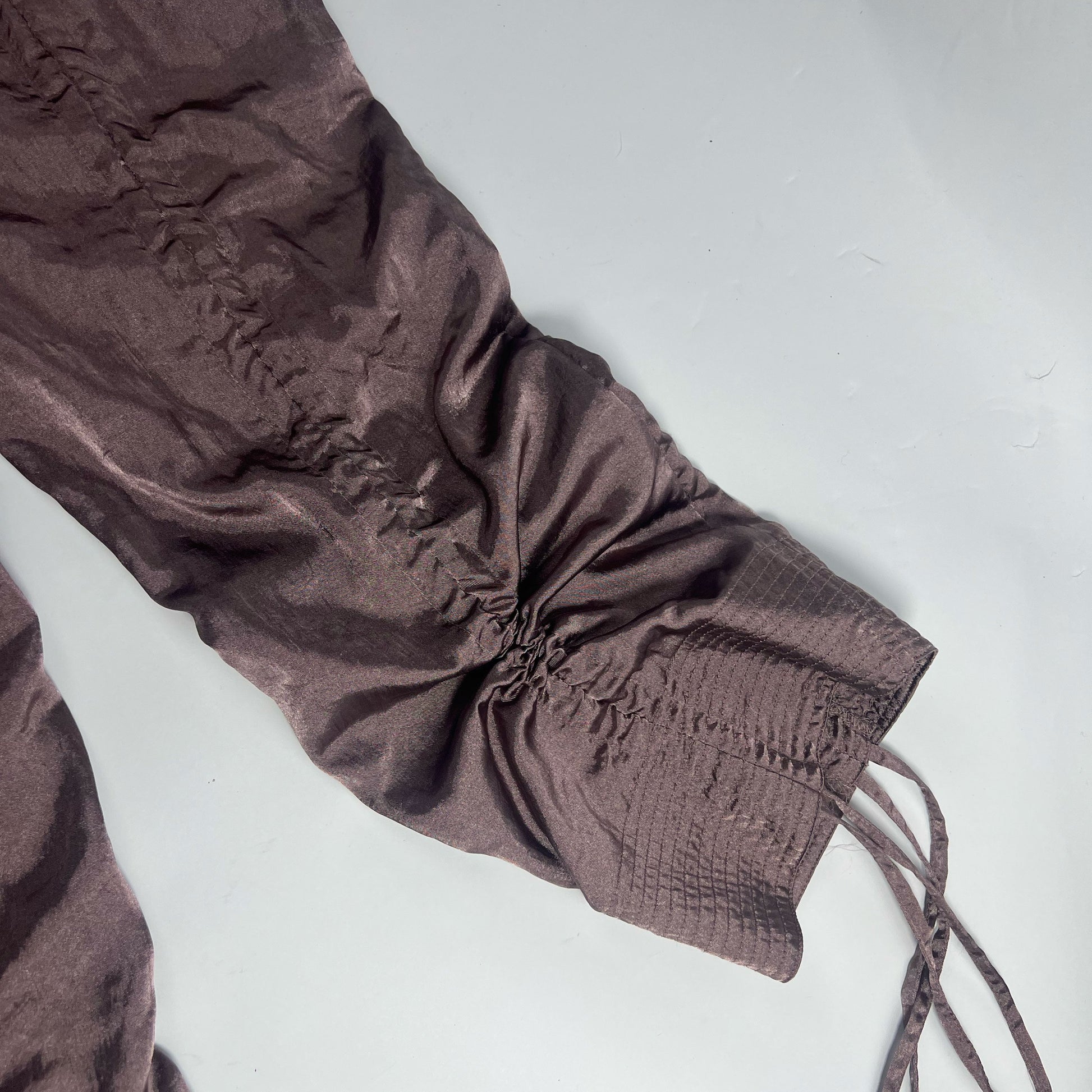 00's Ruched Satin Capri Trousers in Mauve - M 