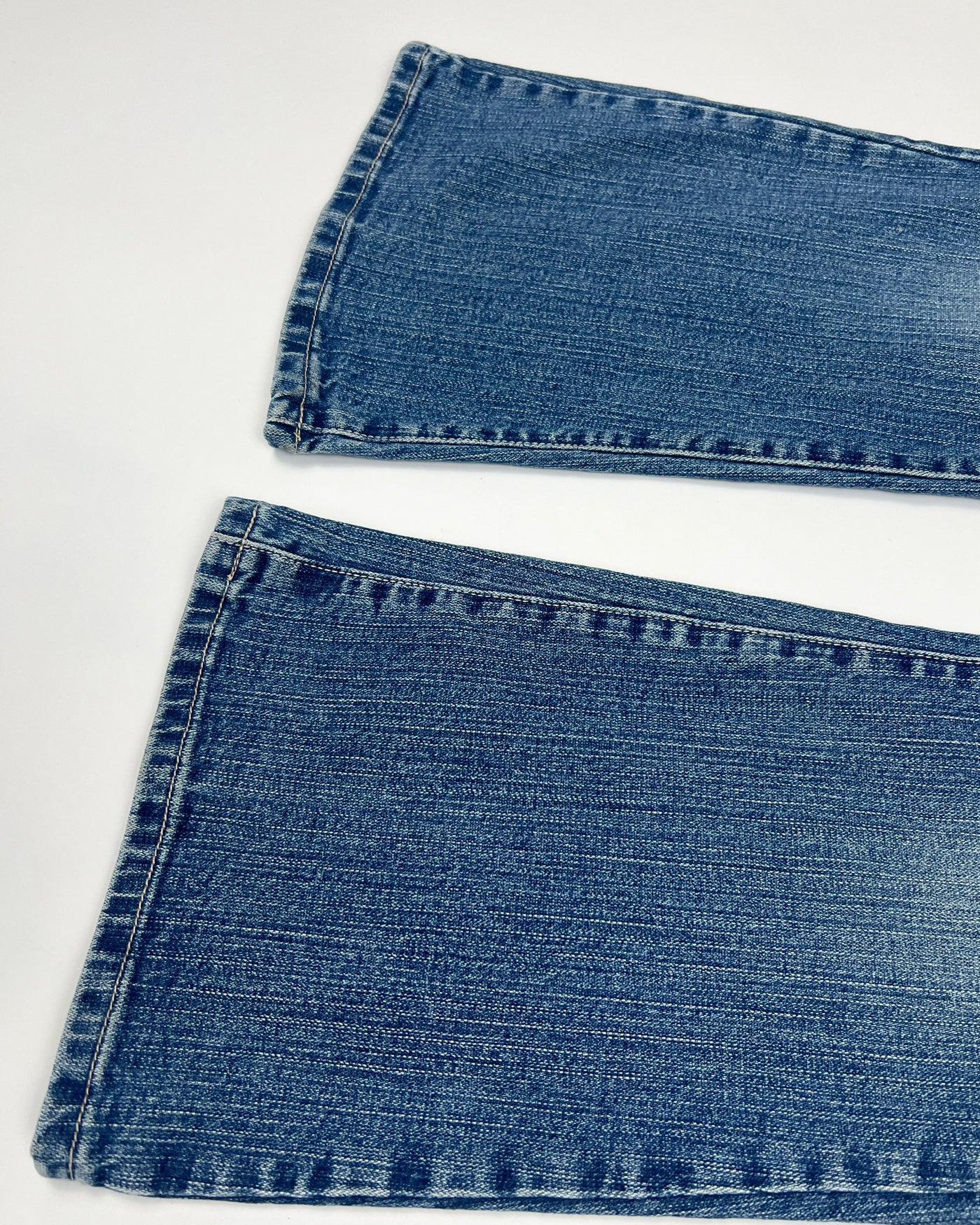00's Hoi Polloi Low Rise Boot Cut Jeans in Mid Wash Blue Denim - W32