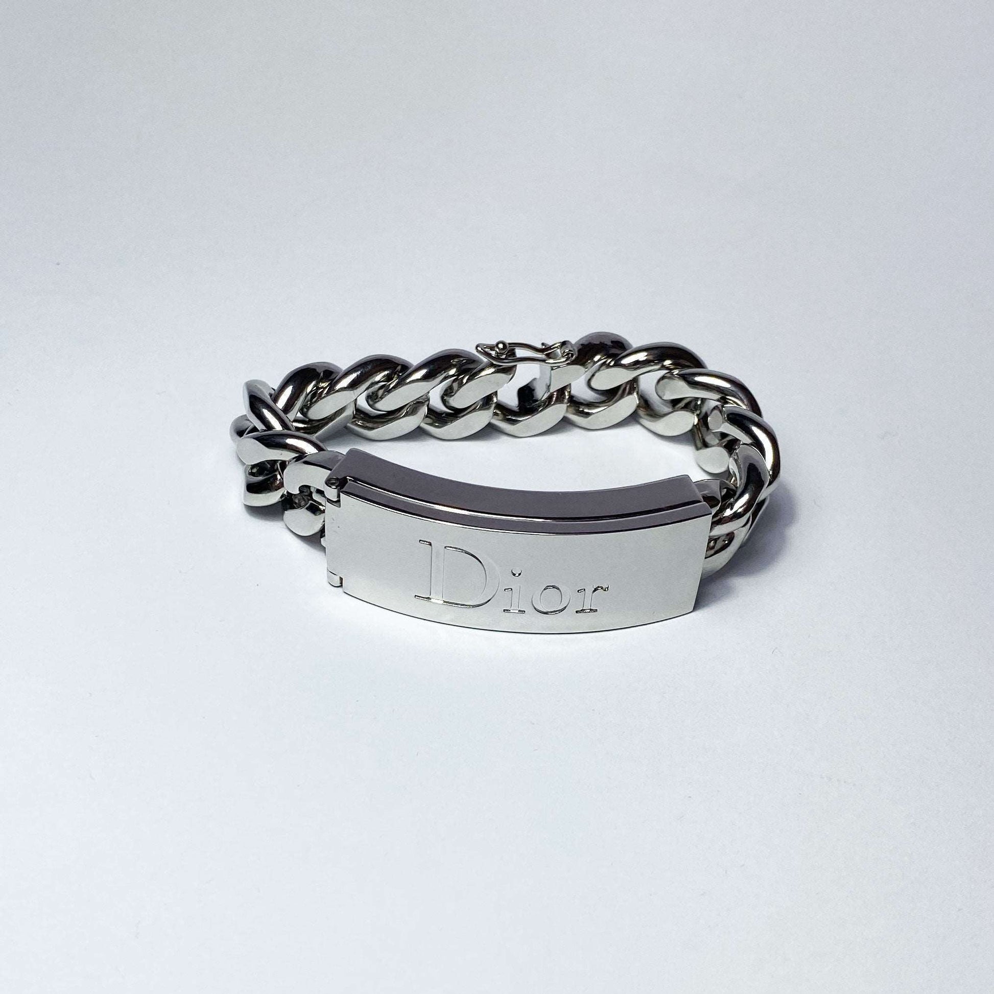 product_name