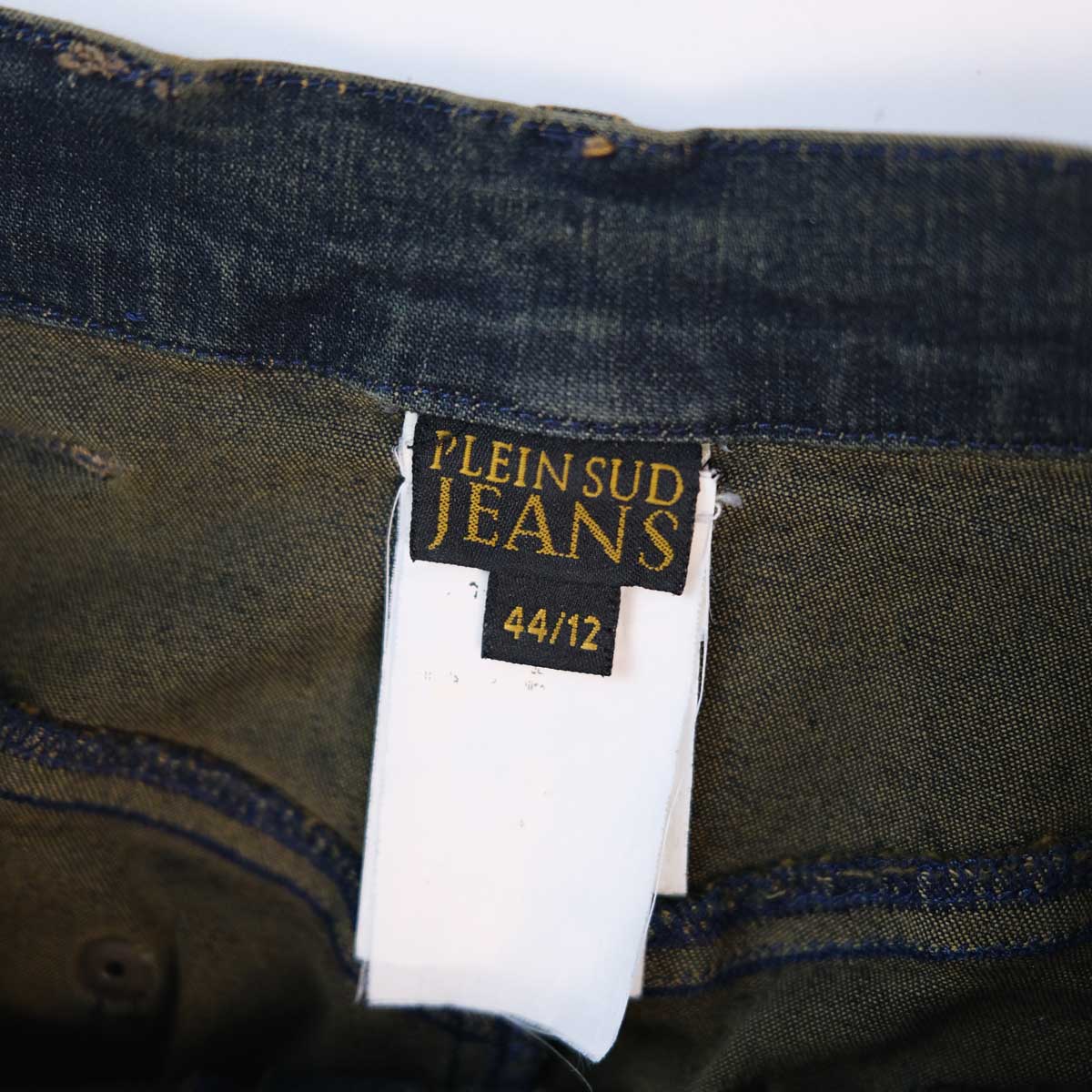 product_name