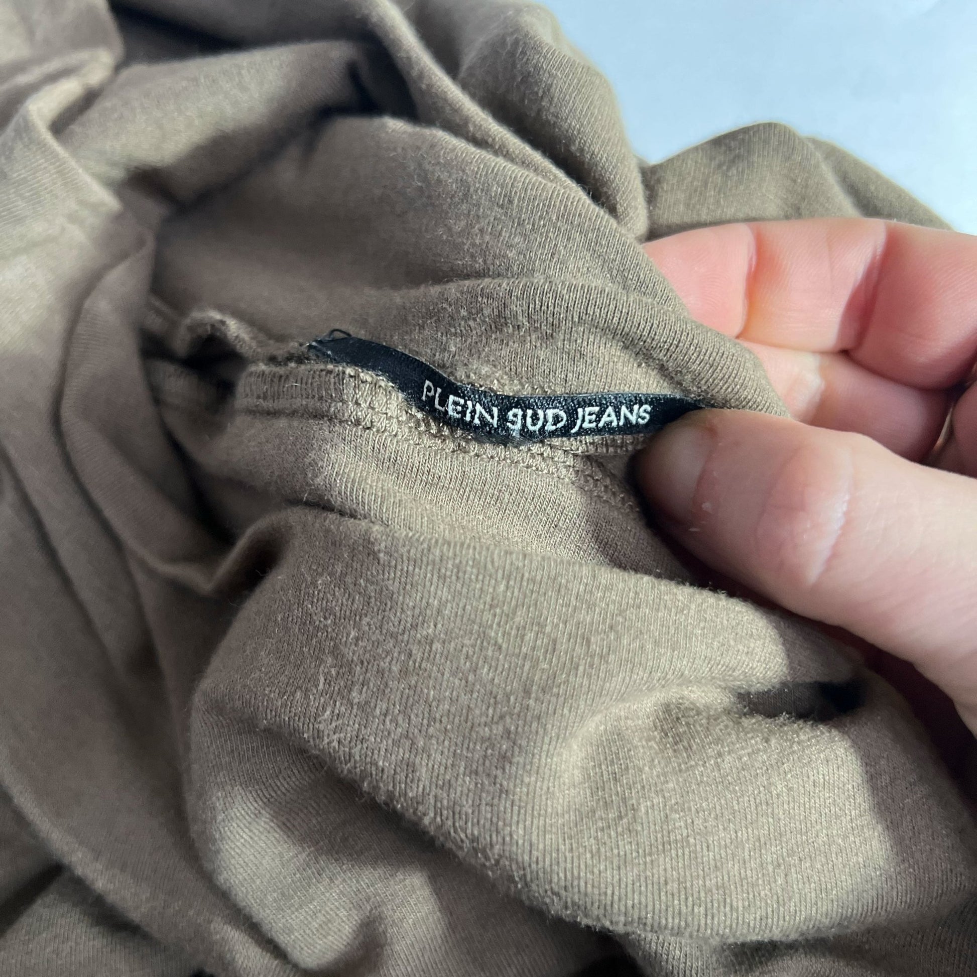 product_name