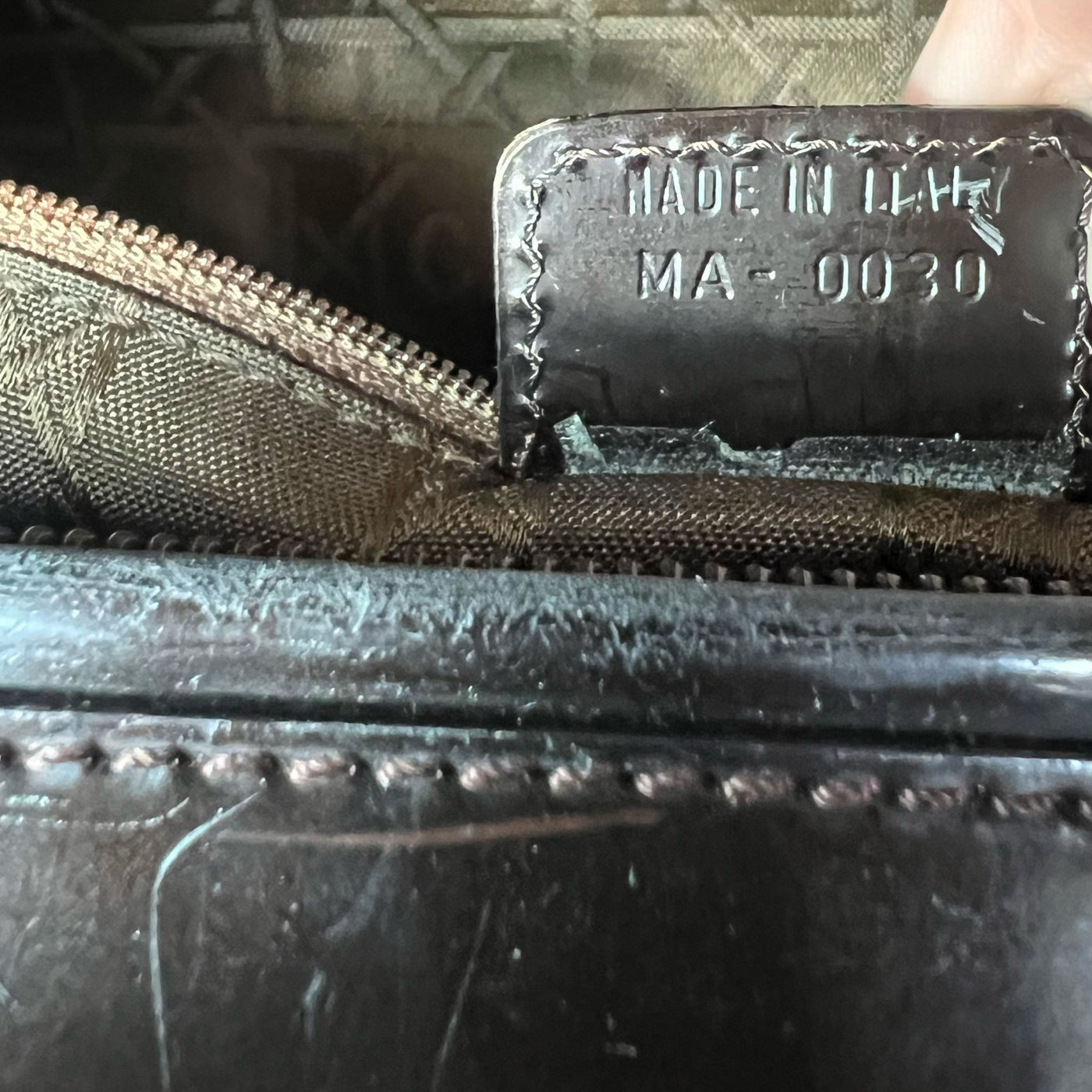 product_name