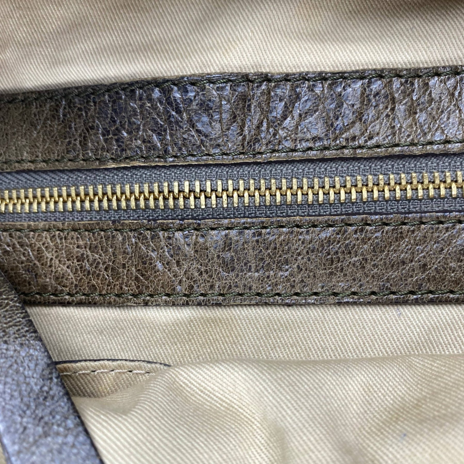 product_name