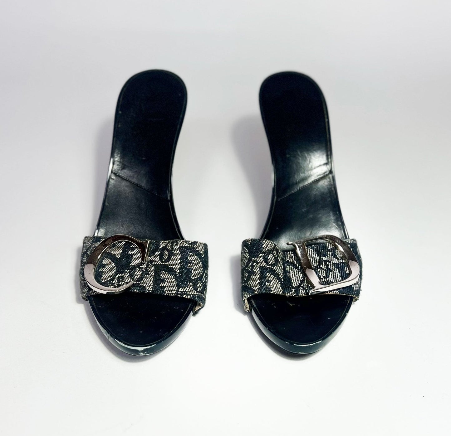 product_name
