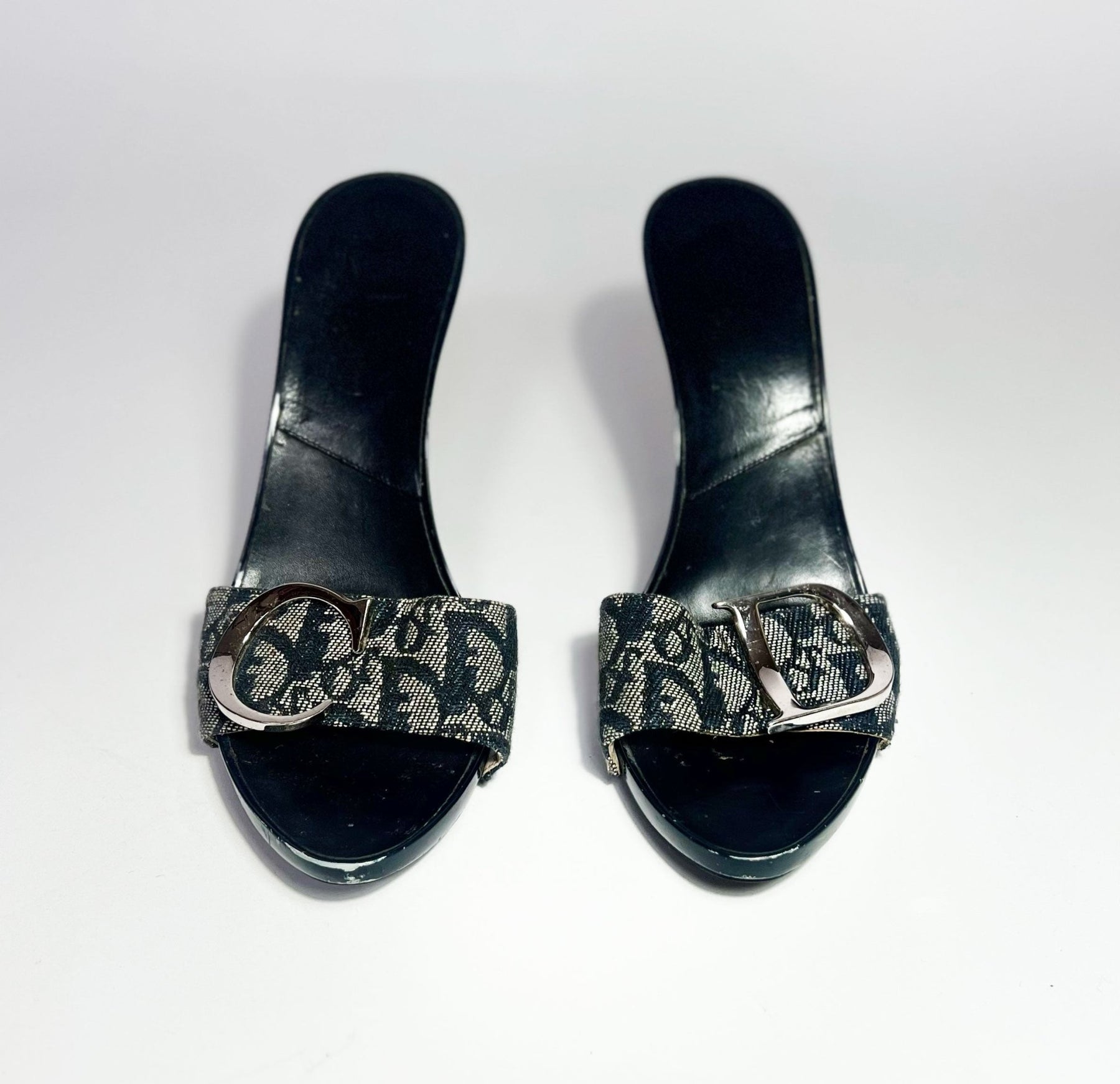 product_name