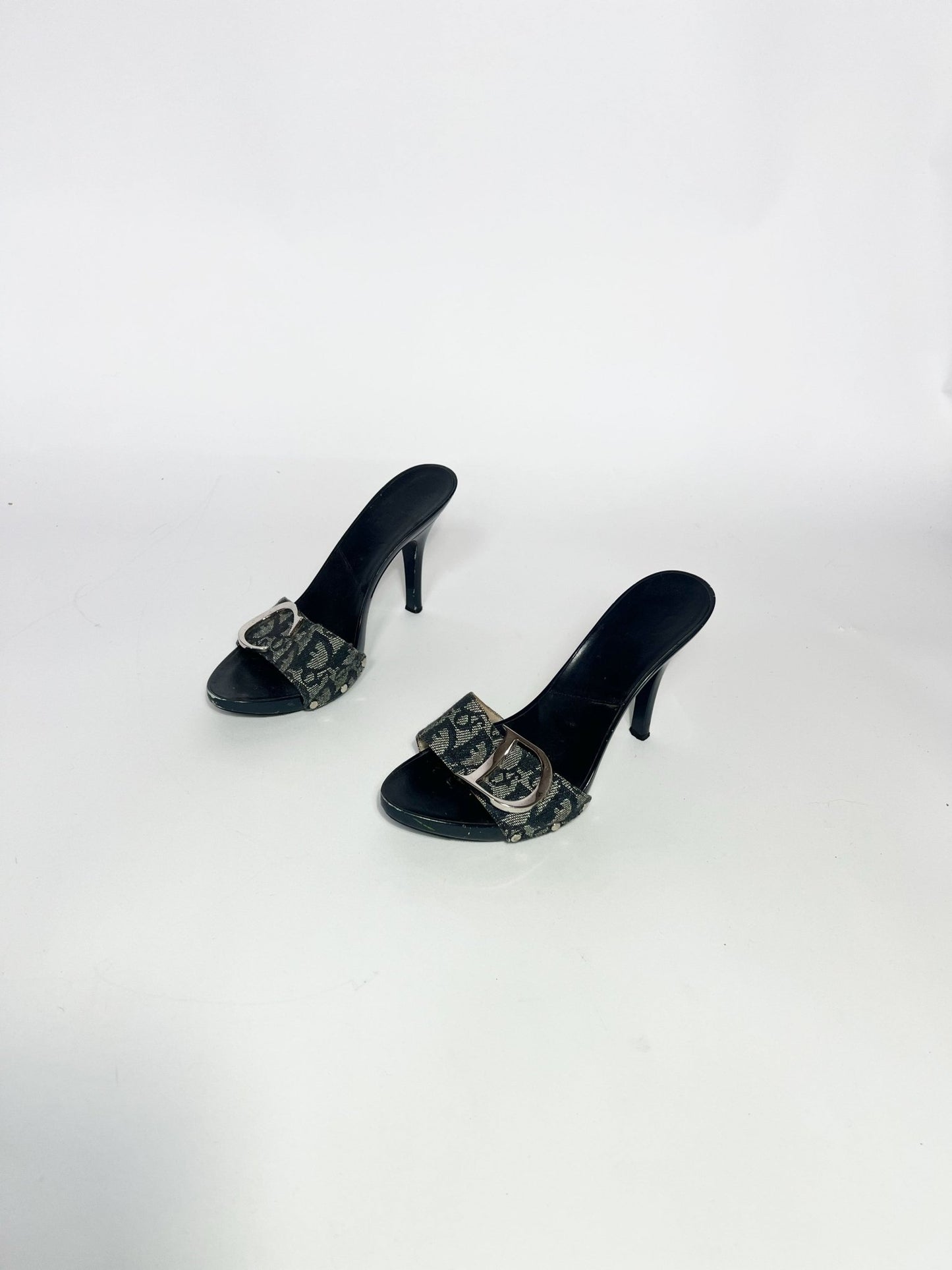 product_name