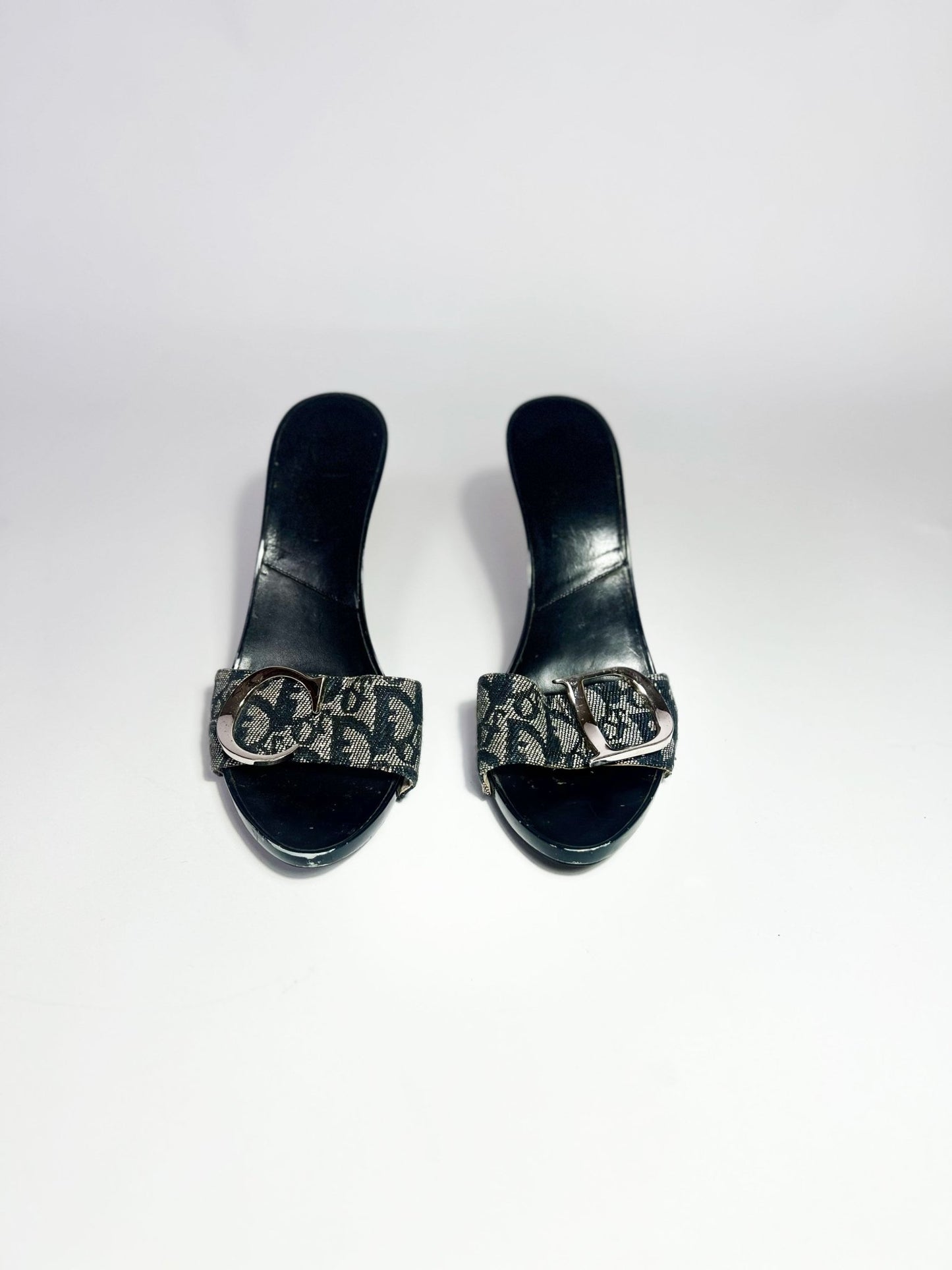 product_name