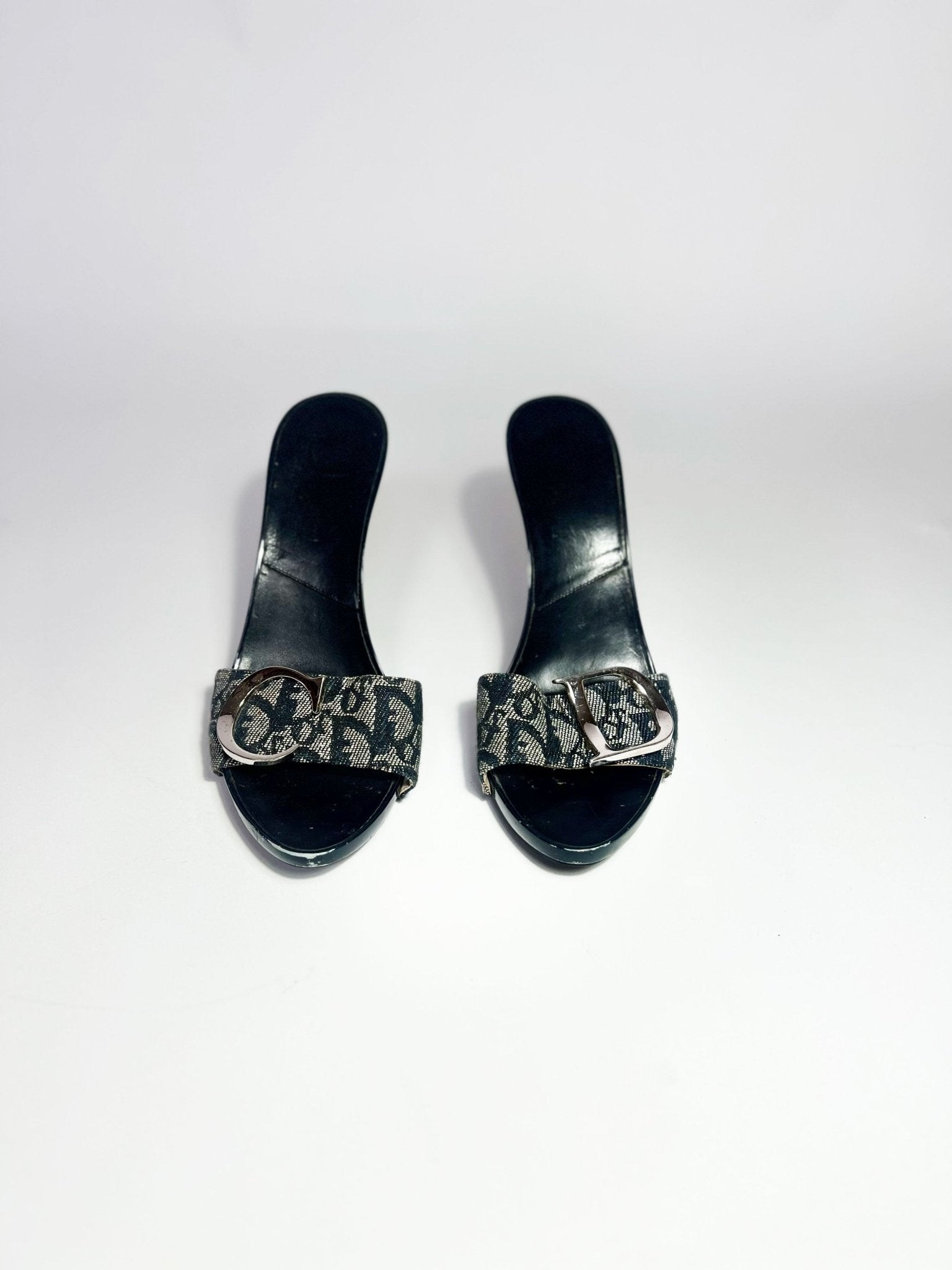 product_name