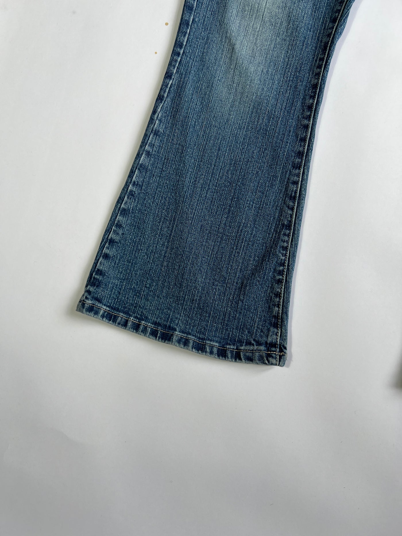 00's Hoi Polloi Low Rise Boot Cut Jeans in Mid Wash Blue Denim - W32