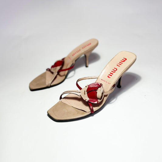 90's Miu Miu Slip On Heels with Flower Detail - UK 5.5 