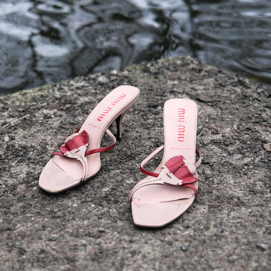 90's Miu Miu Slip On Heels with Flower Detail - UK 5.5 