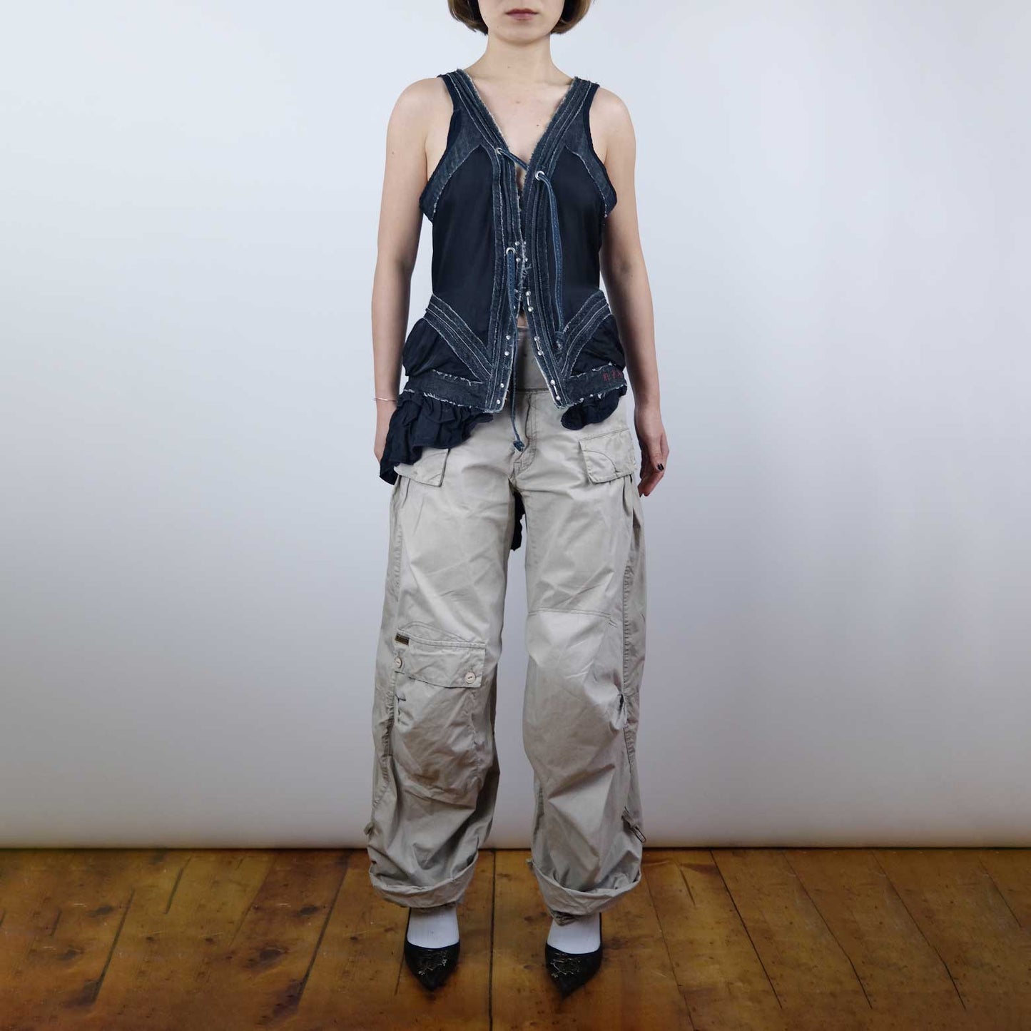 00's Marithé + François Girbaud Parachute Pants in Biege - W26"