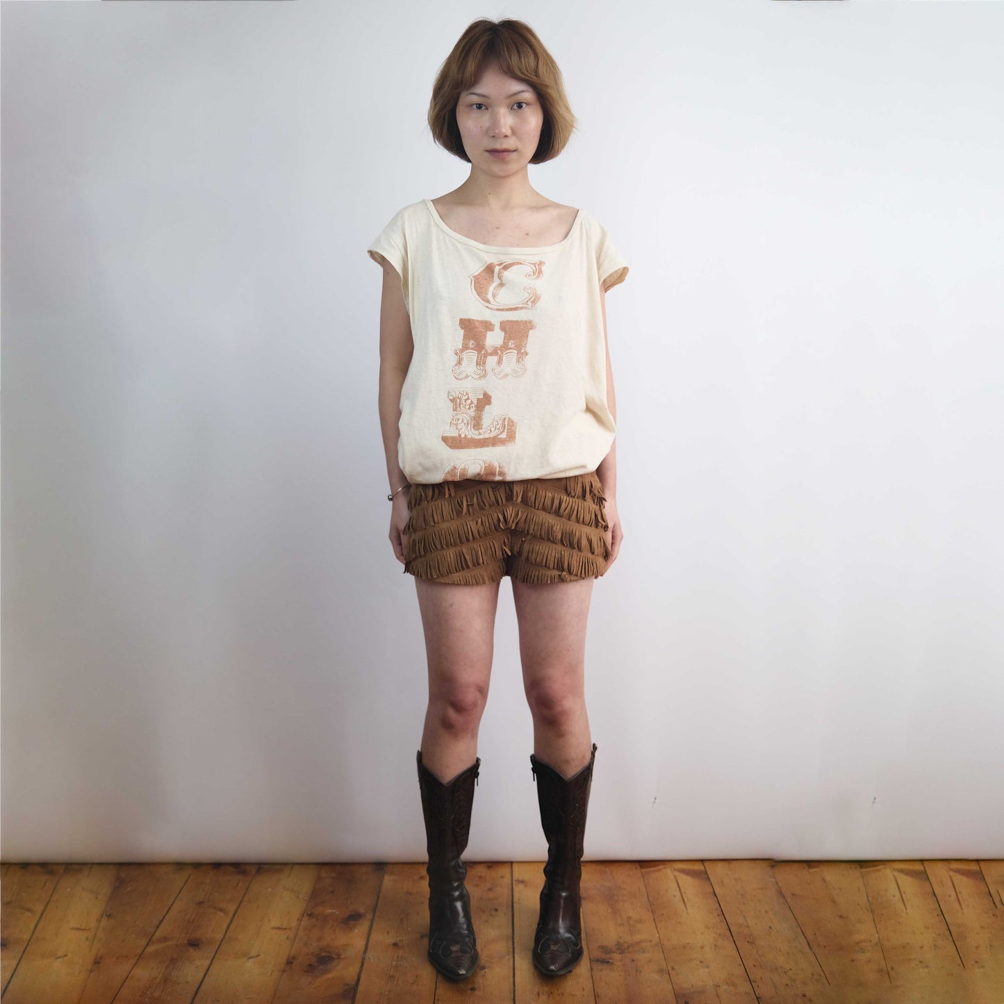 00's Faux Suede Hot Pant Shorts with Fringe Detaling in Tan - W30"