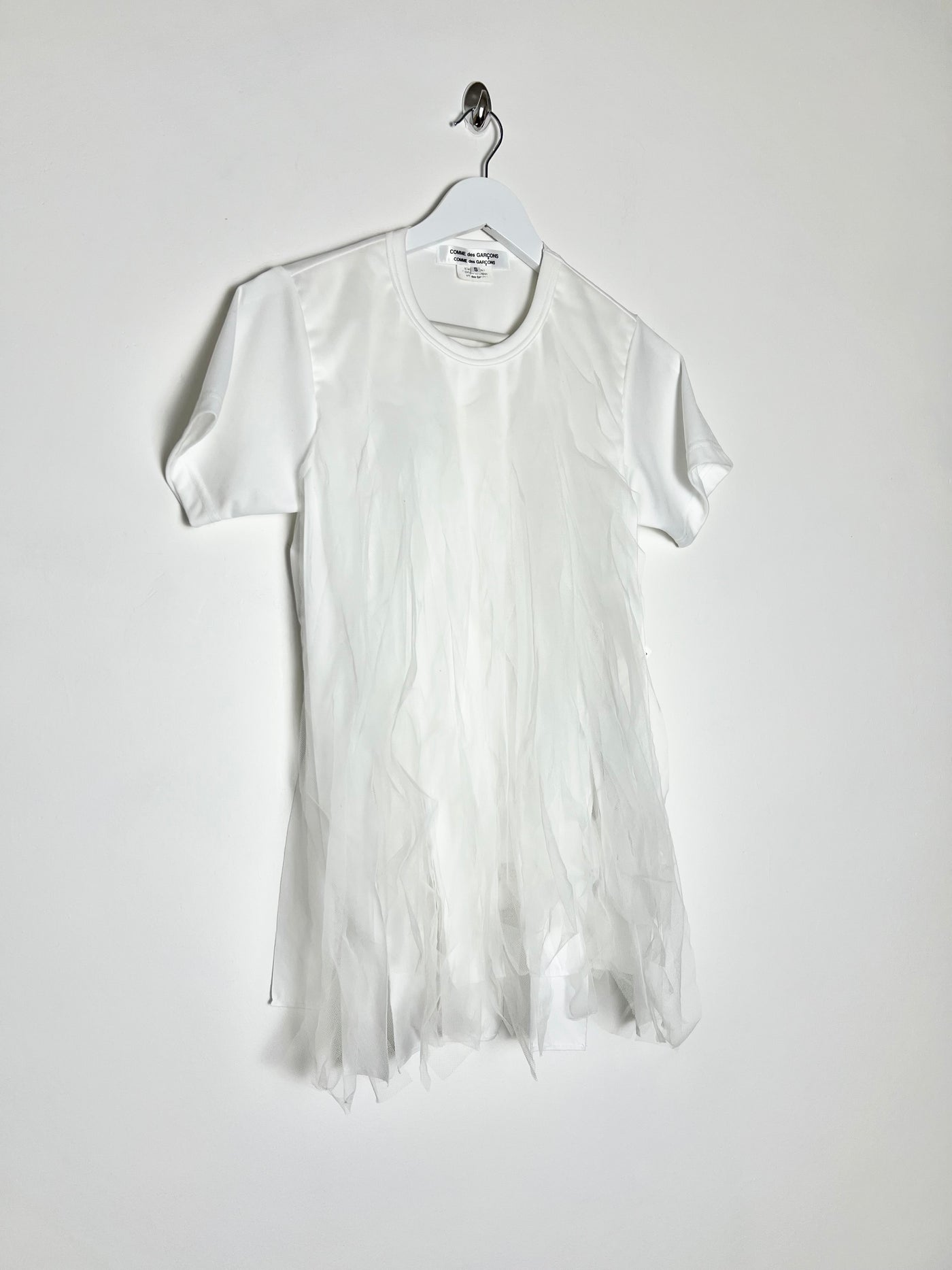 2021 Comme Des Garcon Fringe Tee in White - S