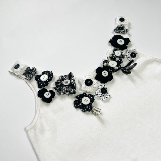 00's Knit Cami Top with Floral Button Neckline in White - S