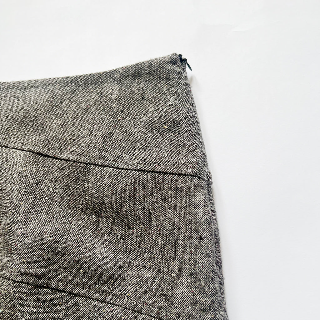 00's Wool Pencil Skirt with Pleat Detail in Grey - S