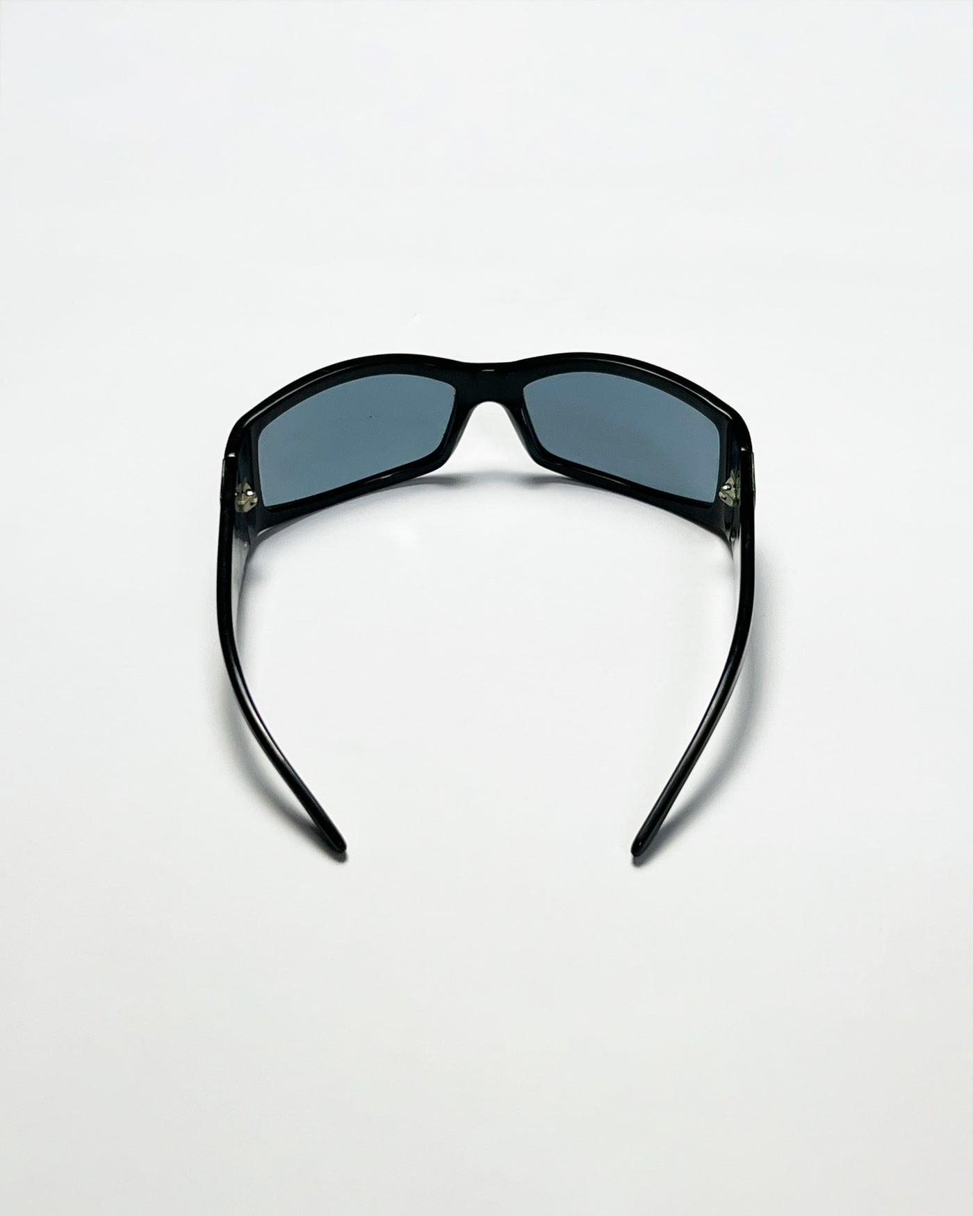 00's Dolce & Gabbana wrap-around sunglasses in Black