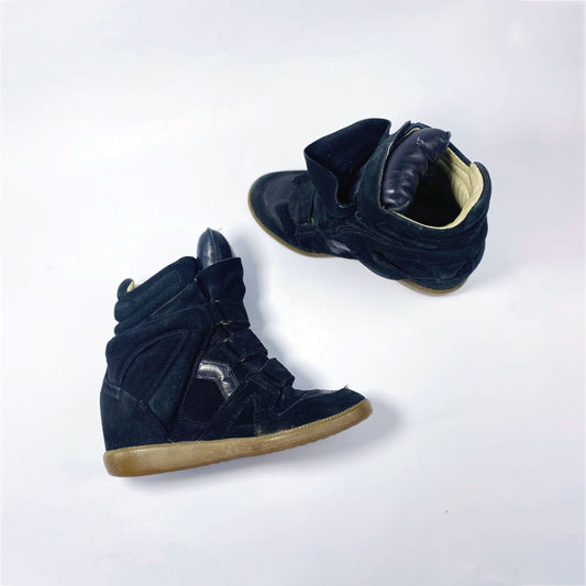 00's Isabel Marant Etoile "Beckett" Suede Wedges in Black with Gum Sole - UK 3