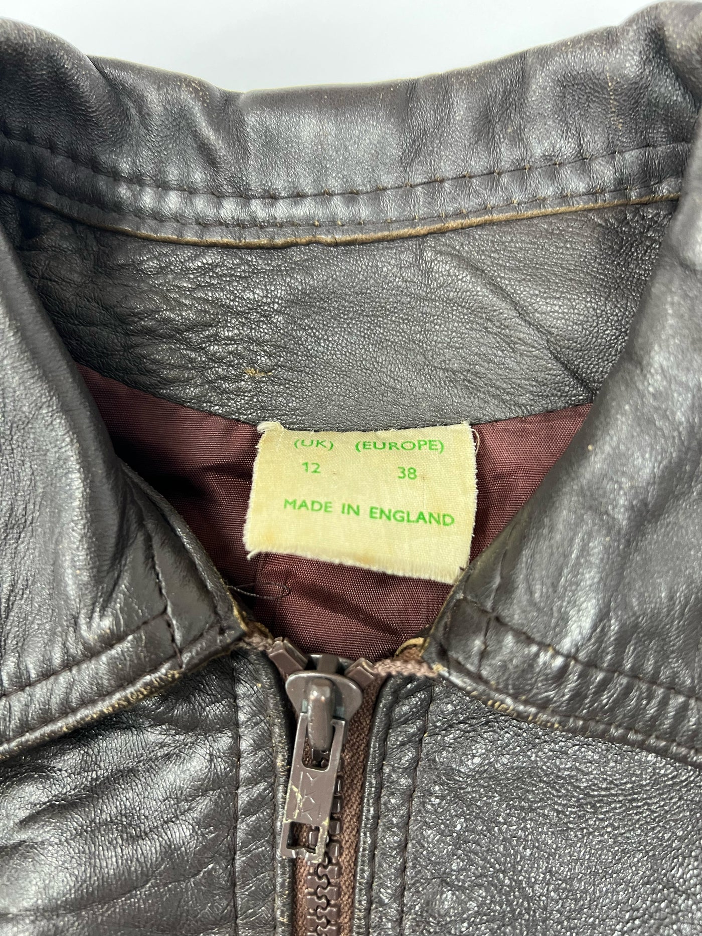 70's Fitted Leather Jacket with Peplum Hem in Brown - Ms