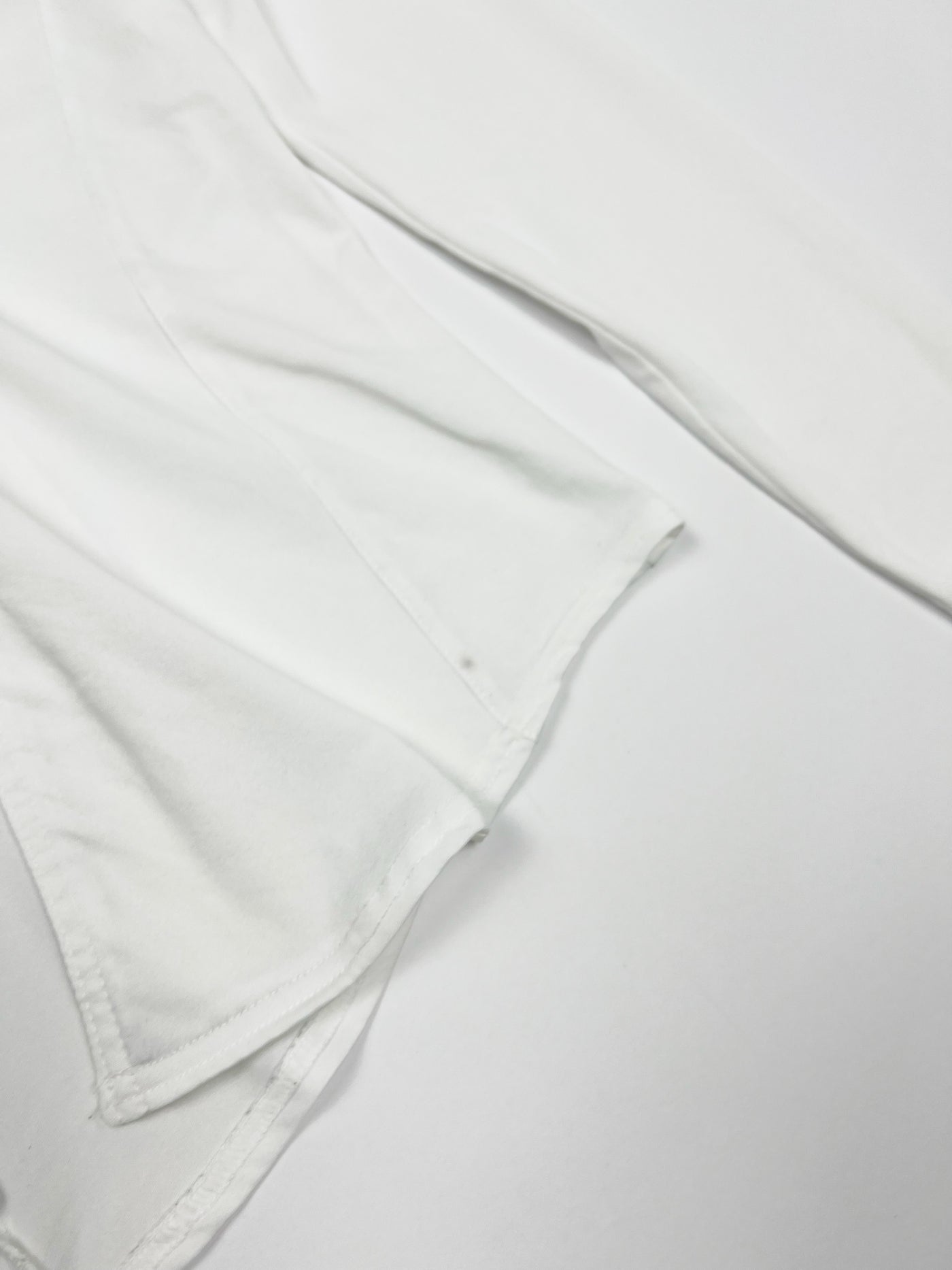 00'S Morgan de Toi Longsleeve Top with Single Button Closure in White - S