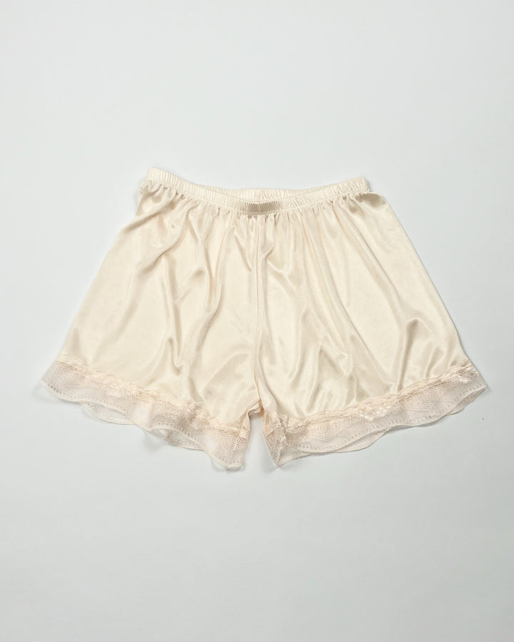00's Slip Shorts with Lace Hem in Nude - S