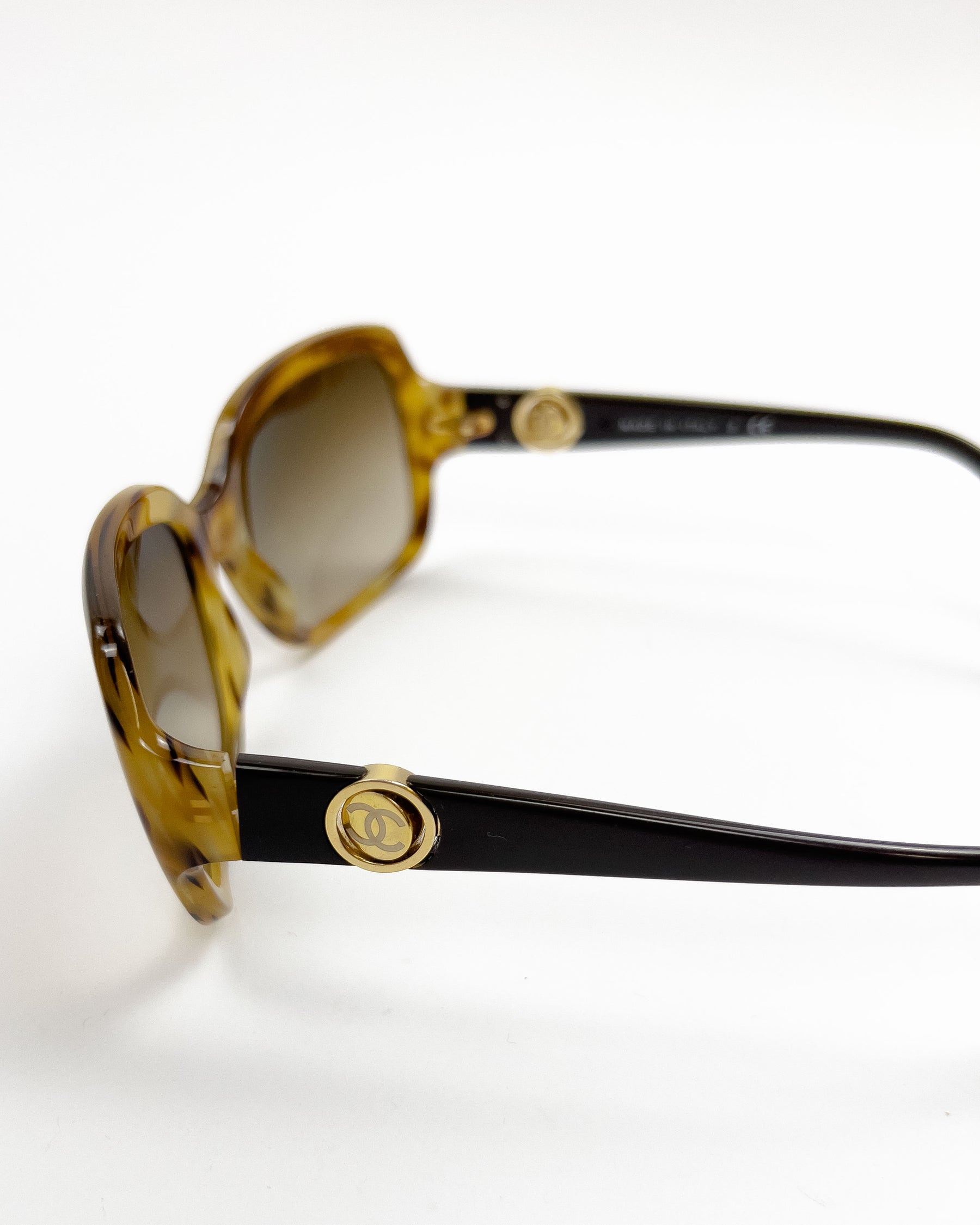 00's Chanel Oversize Sunglasses with Rotatable CC Medallion Charm in Tortoiseshell