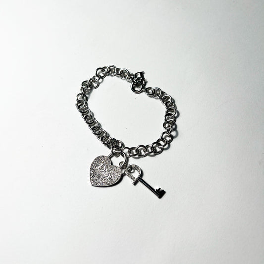 00's Dior Heart & Key Charm Bracelet in Silver