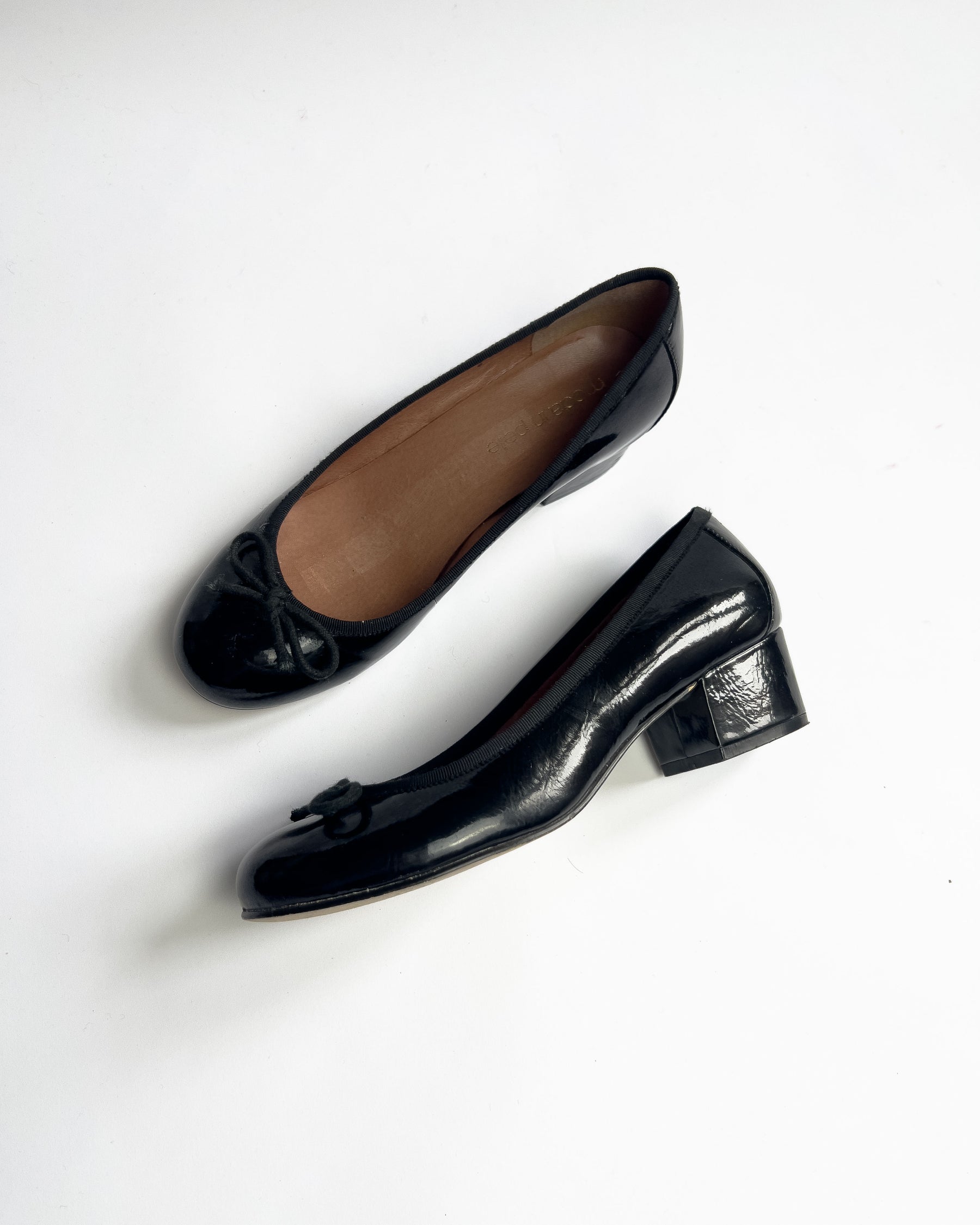 00's Patent Leather Block Heel Ballet Pump in Black - UK 5