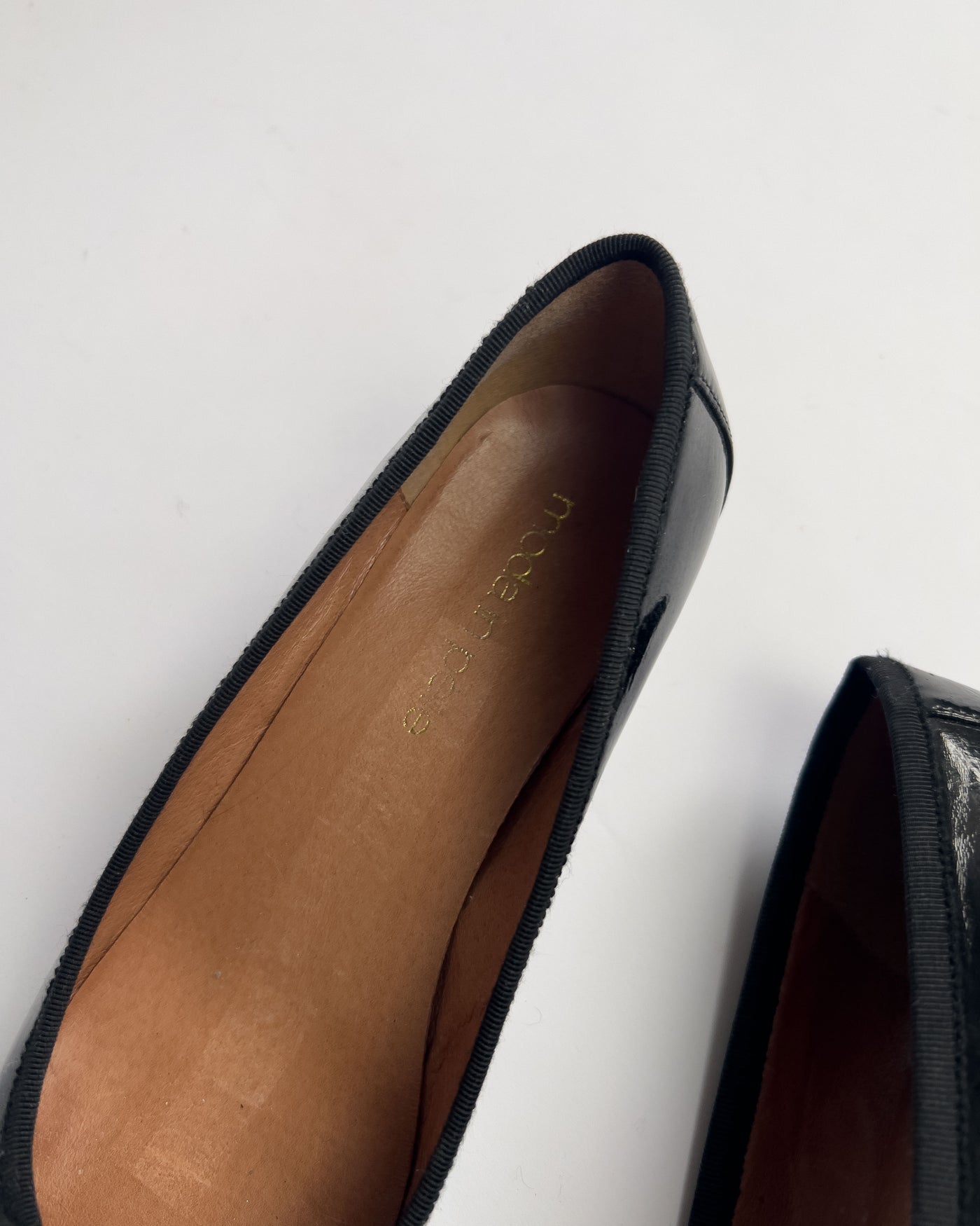 00's Patent Leather Block Heel Ballet Pump in Black - UK 5
