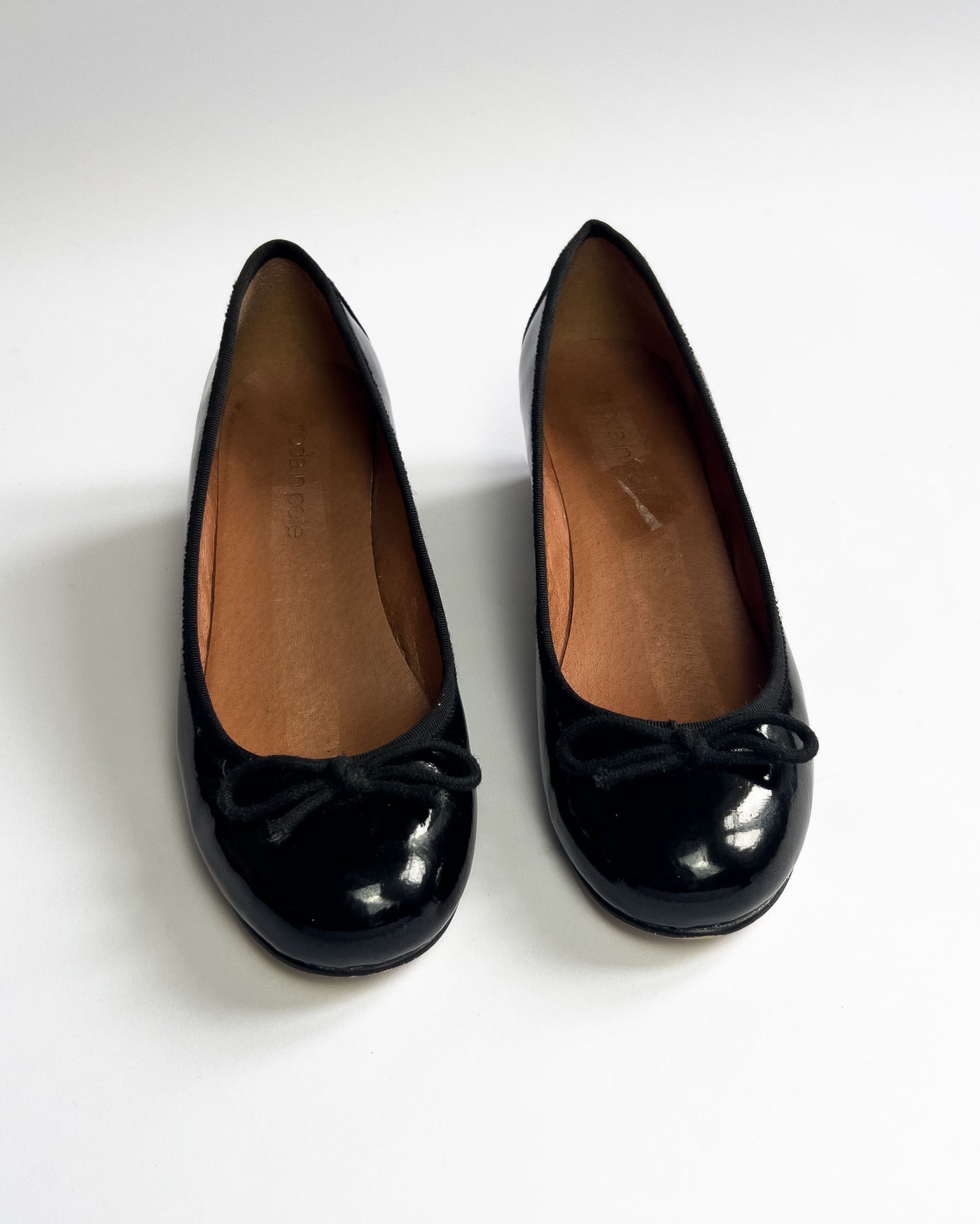 00's Patent Leather Block Heel Ballet Pump in Black - UK 5
