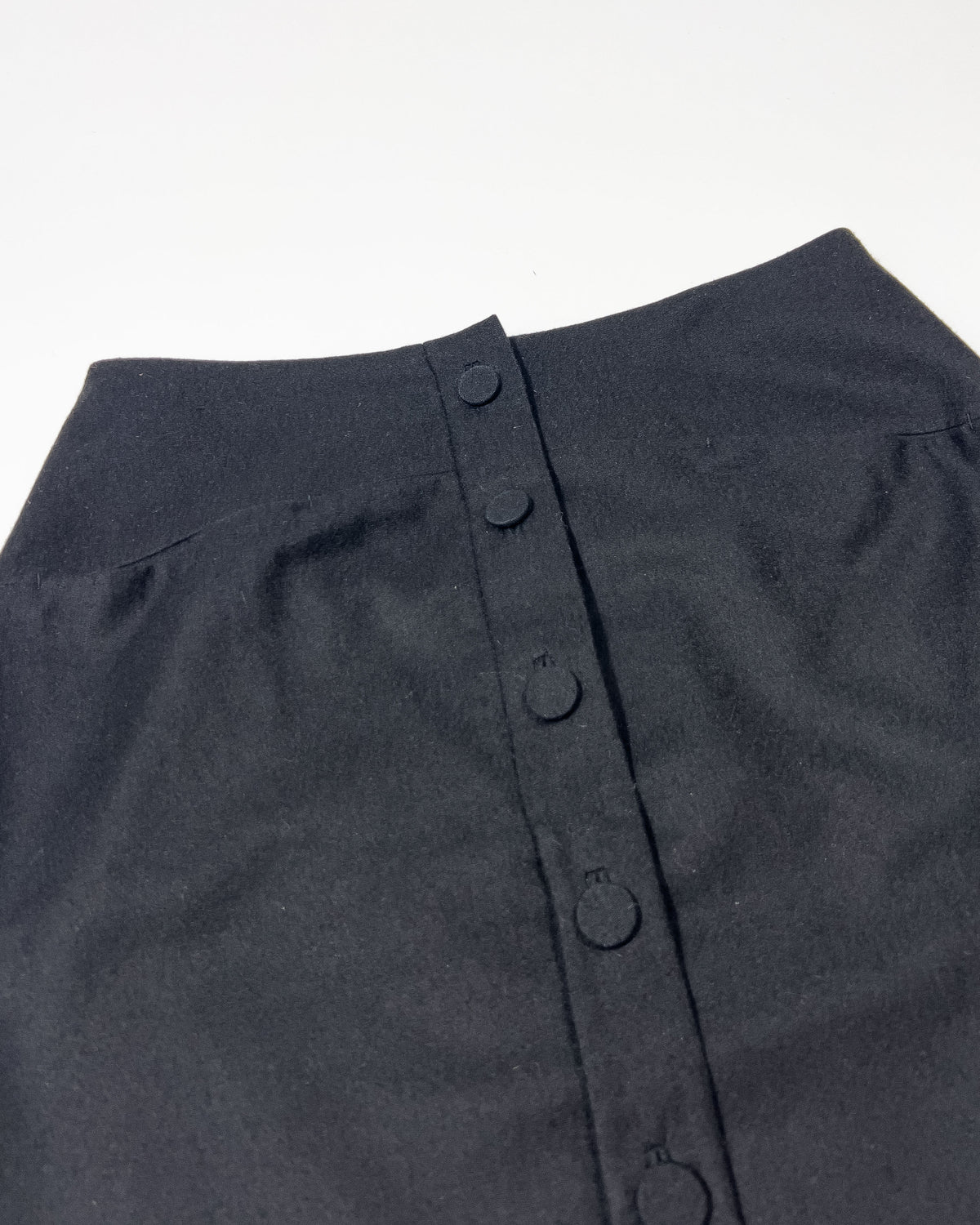 00's Chloe Pencil Skirt with Button Lapel in Black - W30