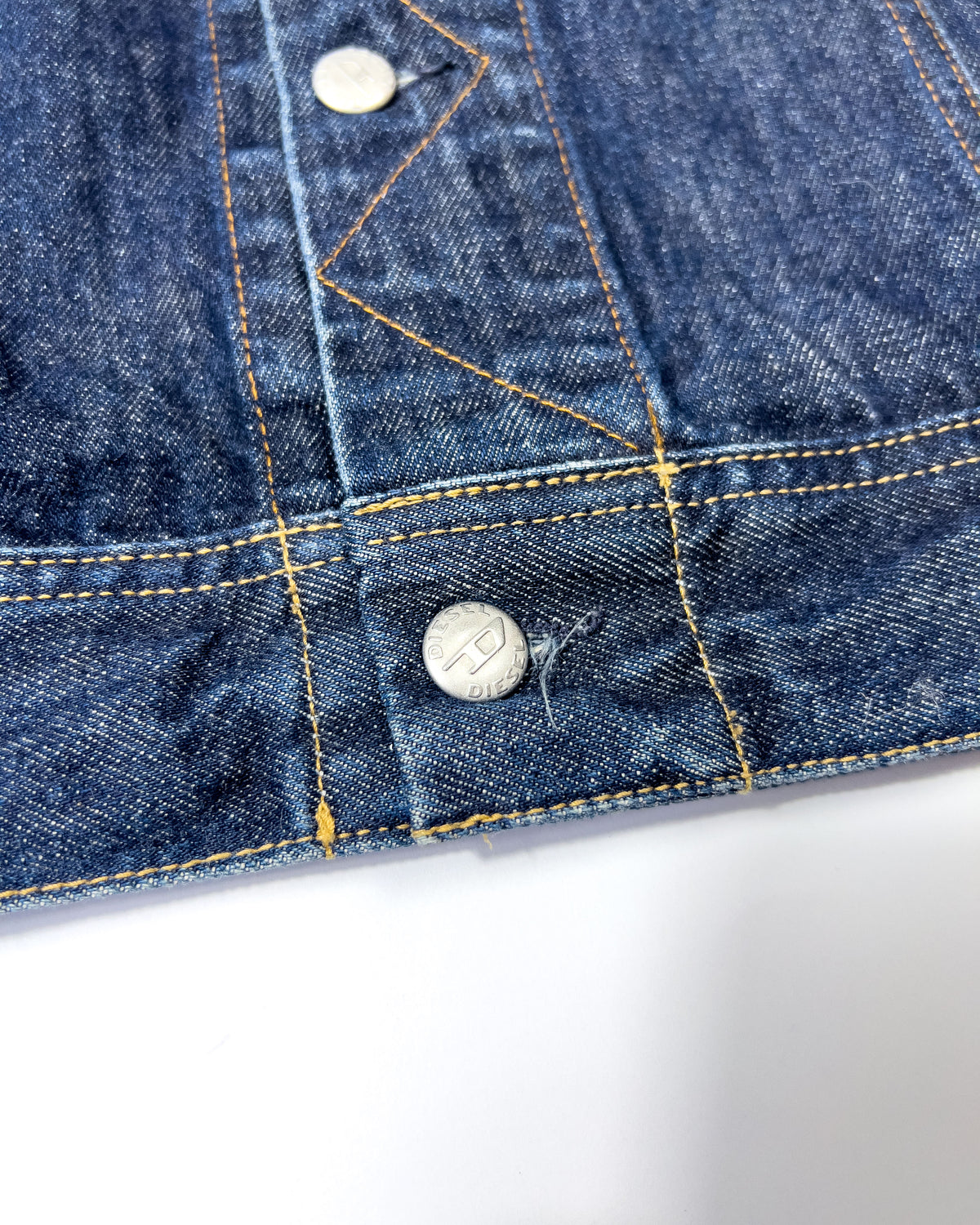 00's Diesel Denim Jacket in Indigo Blue - S