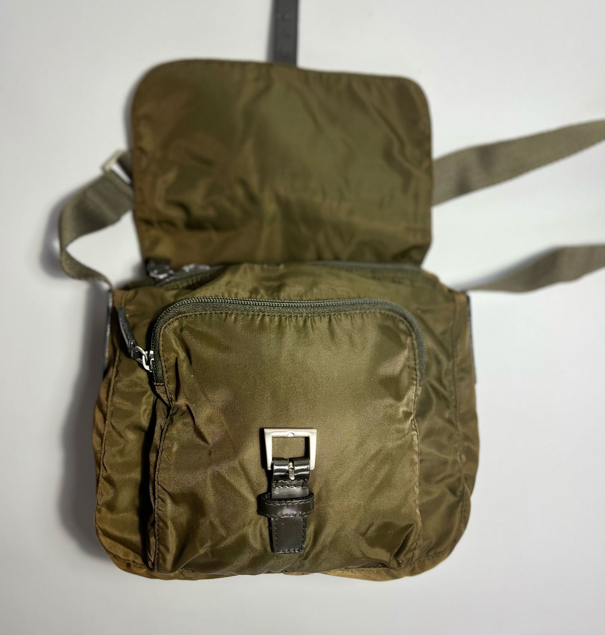 Vintage Prada Tessuto Messenger Crossbody Bag in Olive Green / Khaki 
