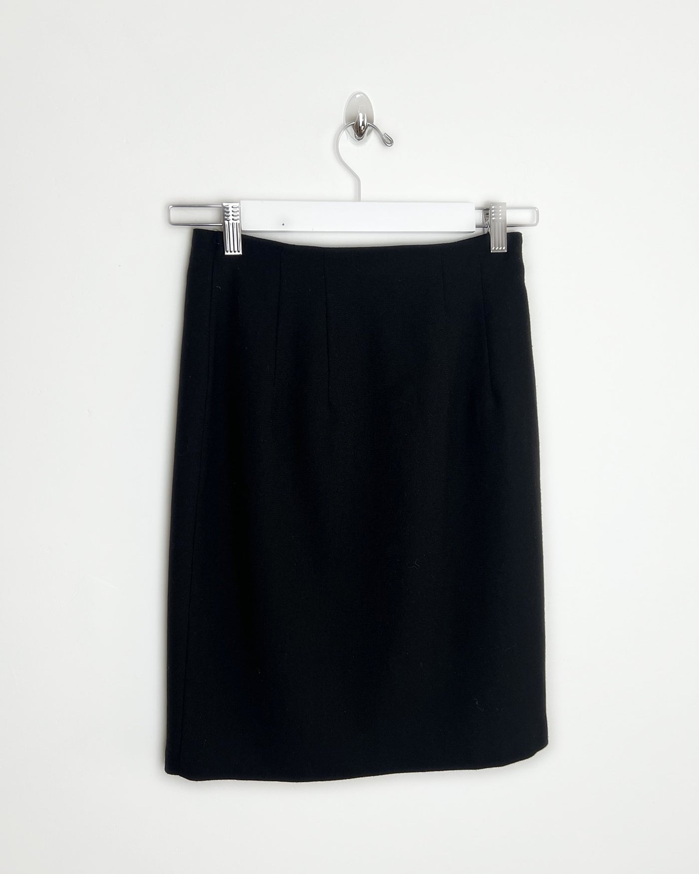 90's Black Wrap Knee Length Skirt in Black - XS