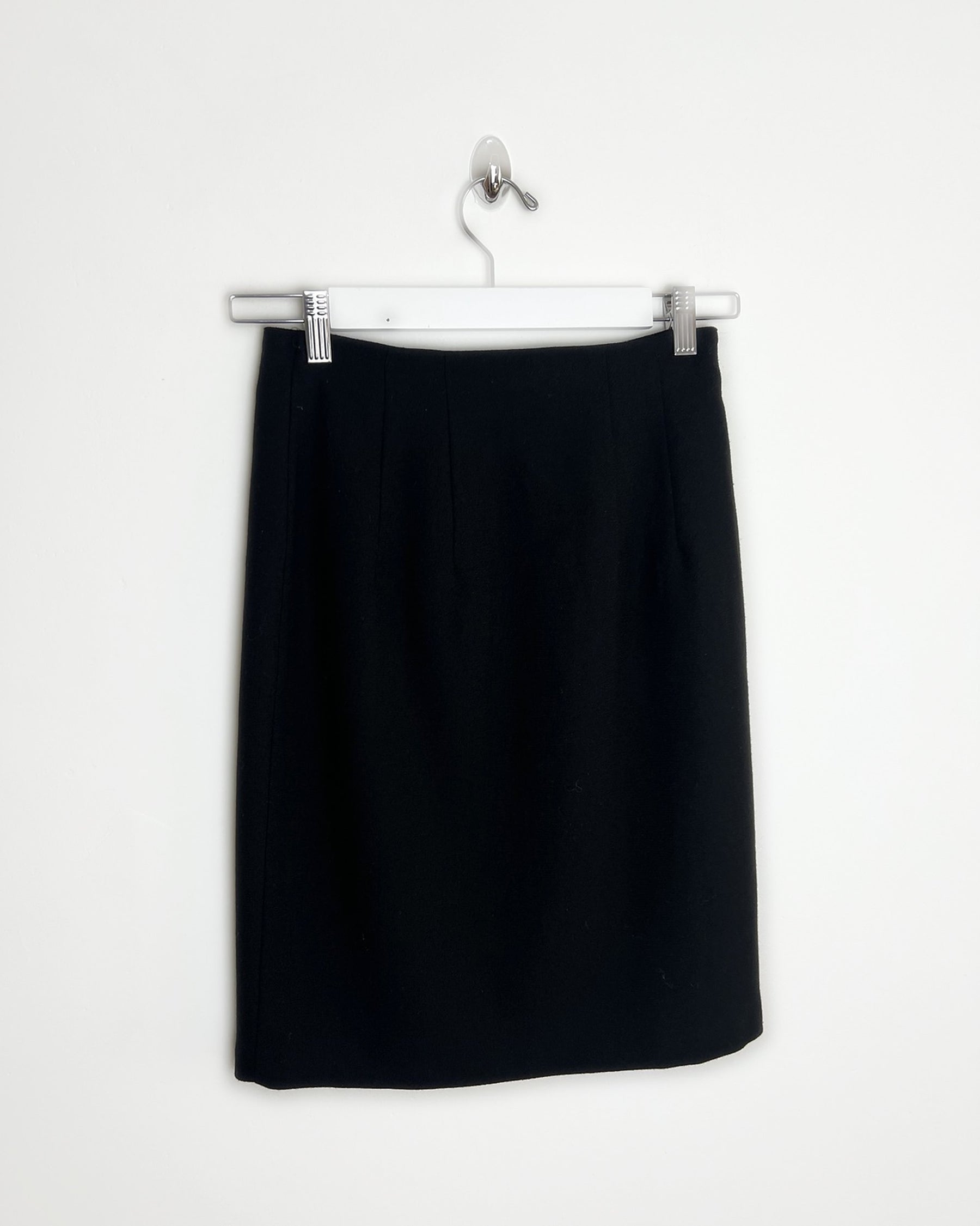 90's Black Wrap Knee Length Skirt in Black - XS