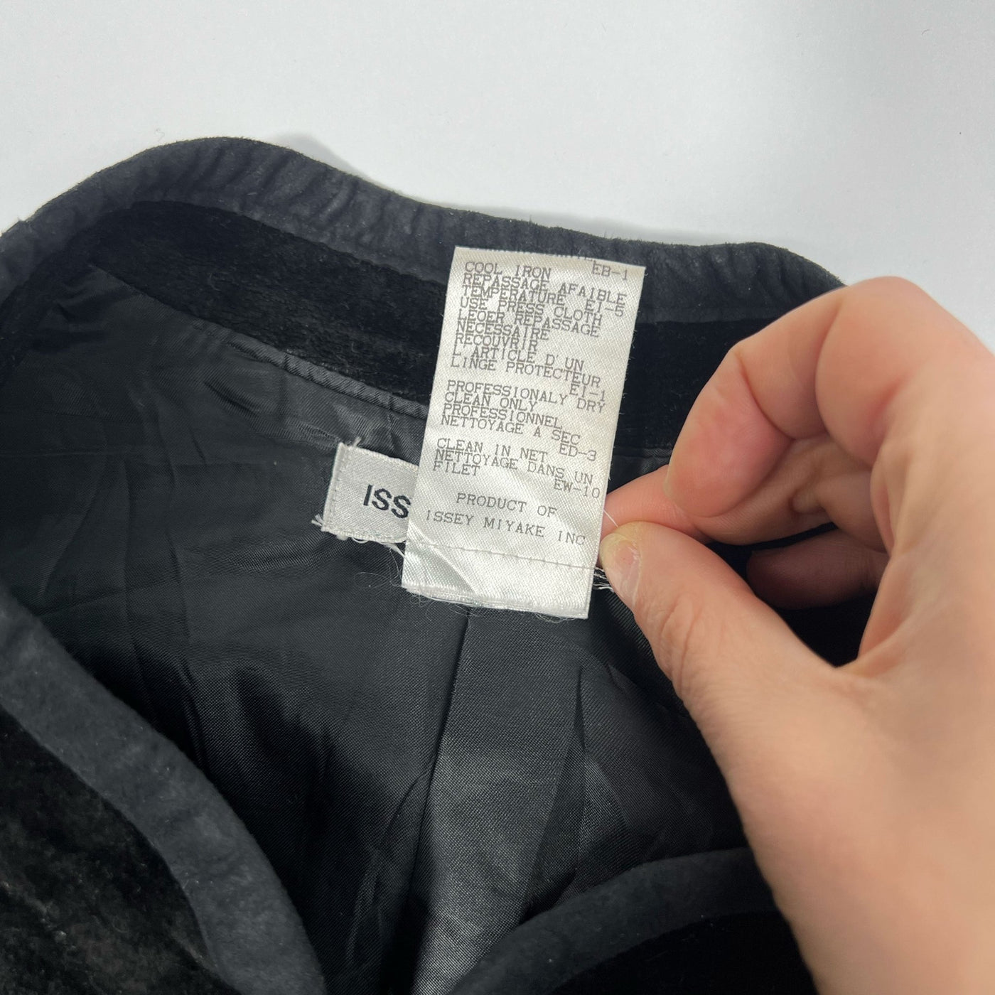 product_name