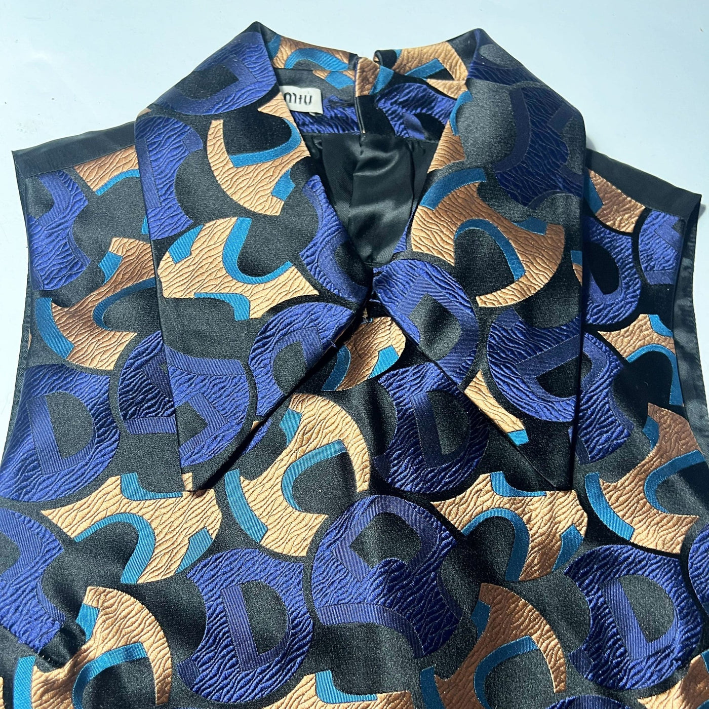 product_name
