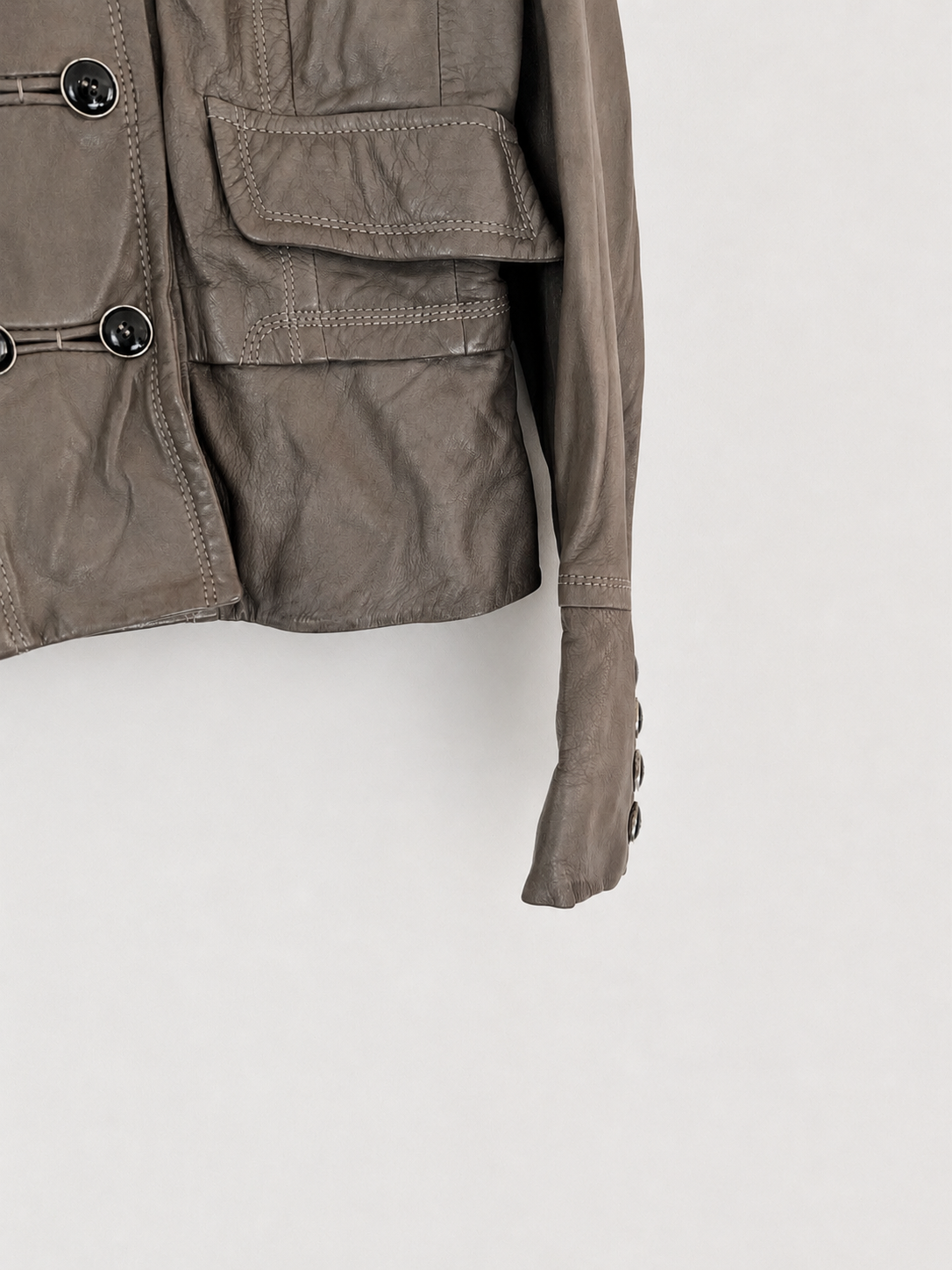 00s Vintage Leather Napoleon Jacket in Khaki - M / L