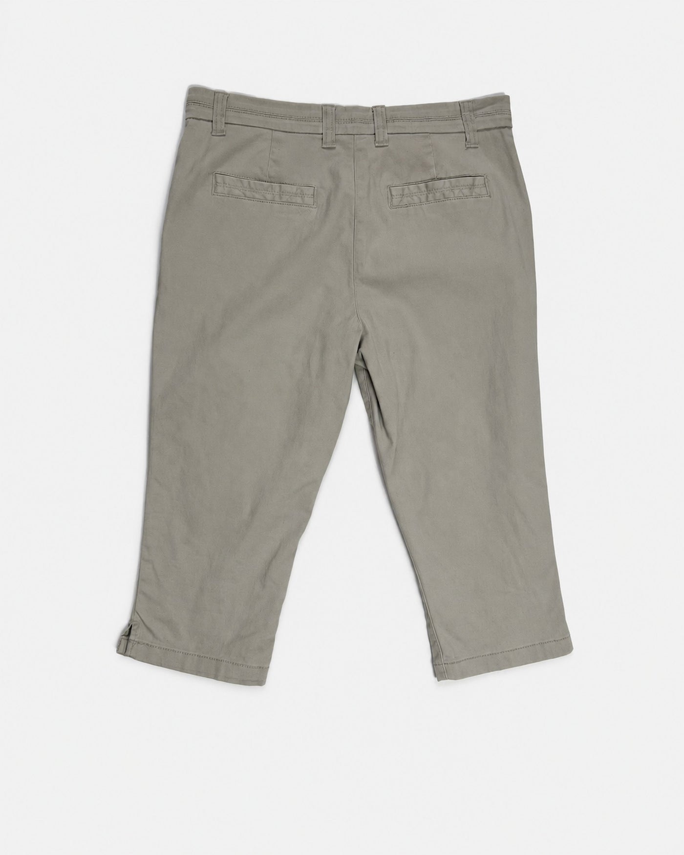 00's Mid Rise Capri Pants in Biege - W30
