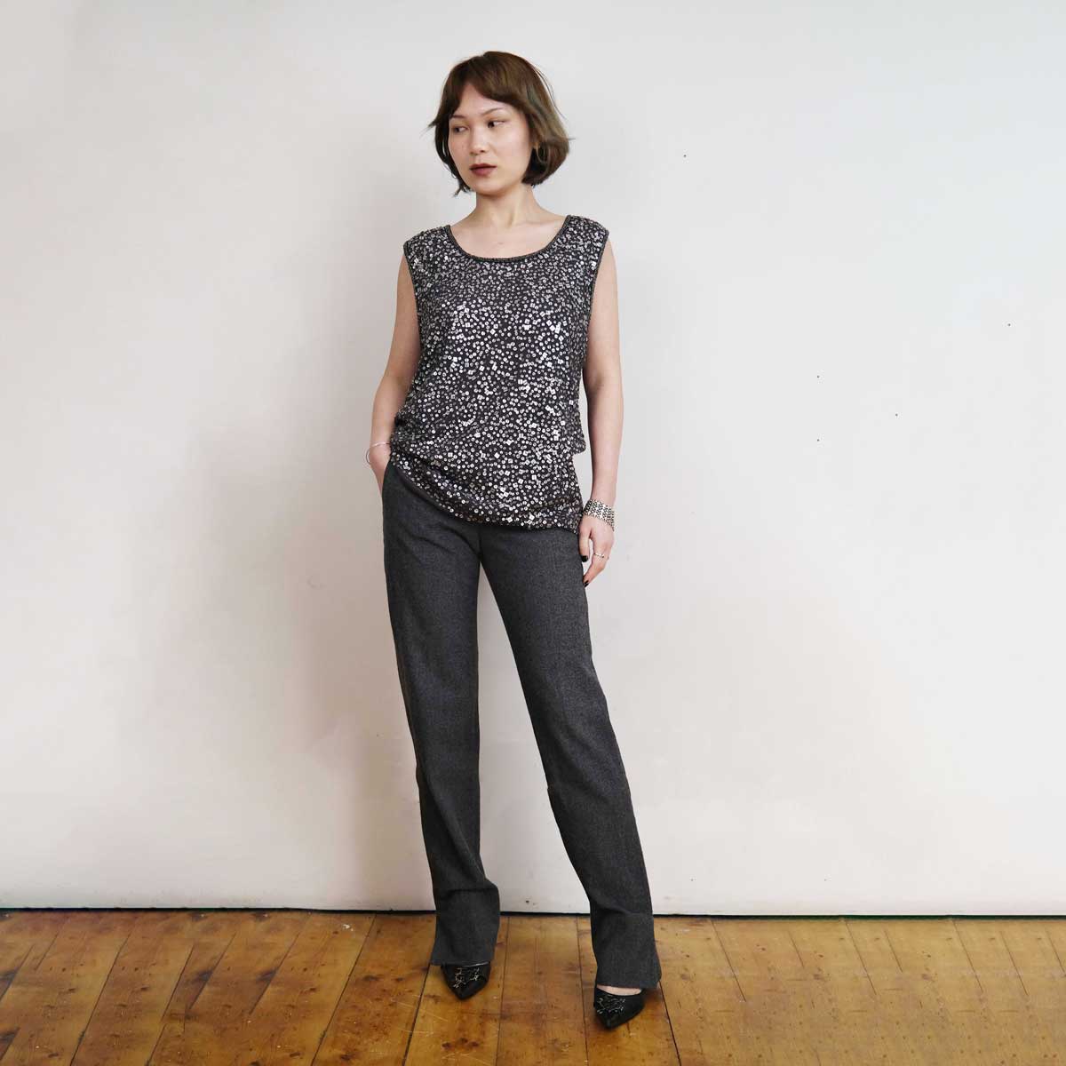 silver sewuin top 