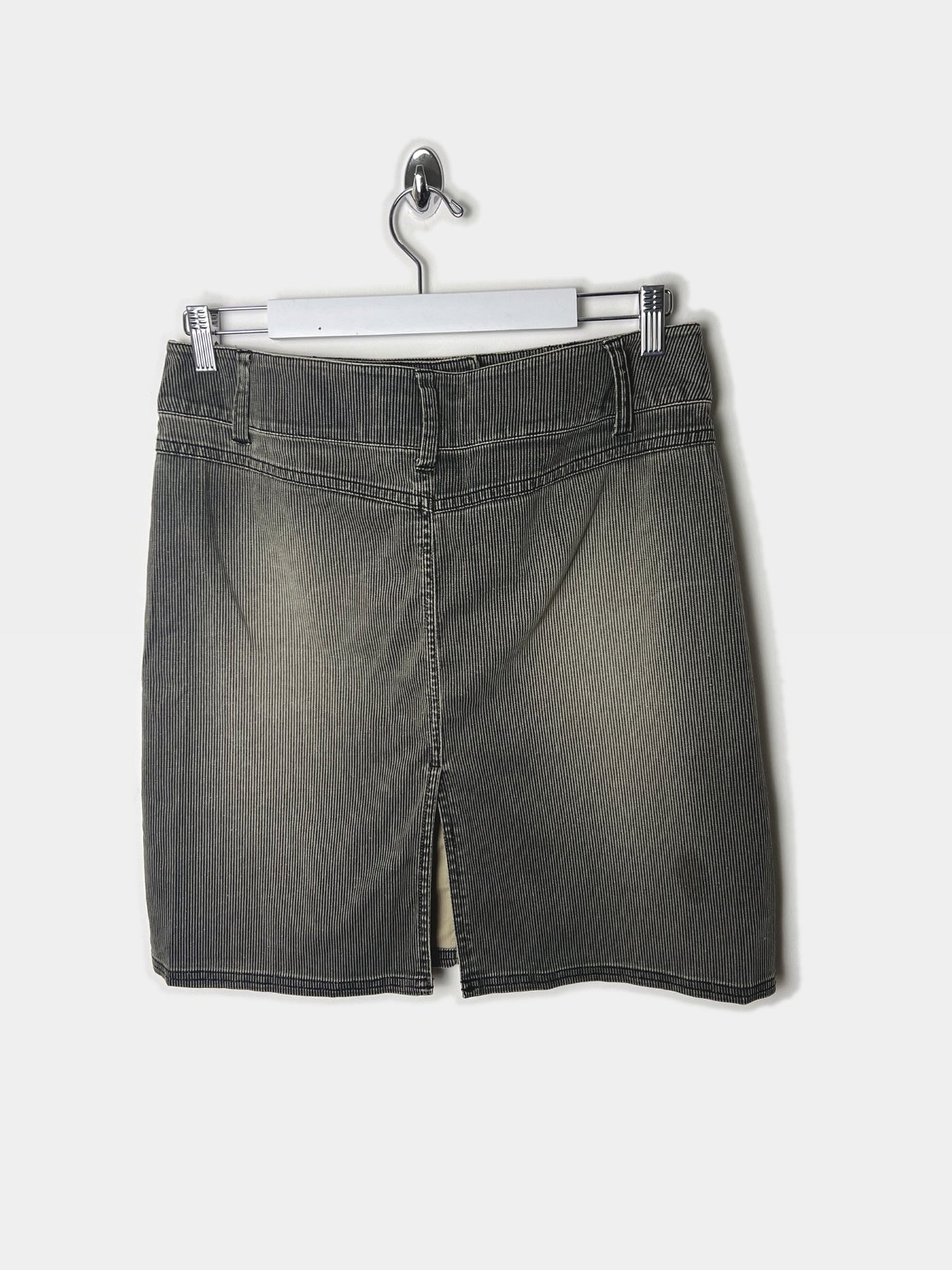 00's Denim Midi Skirt with Popper Waist Belt in Faded Grey - W32