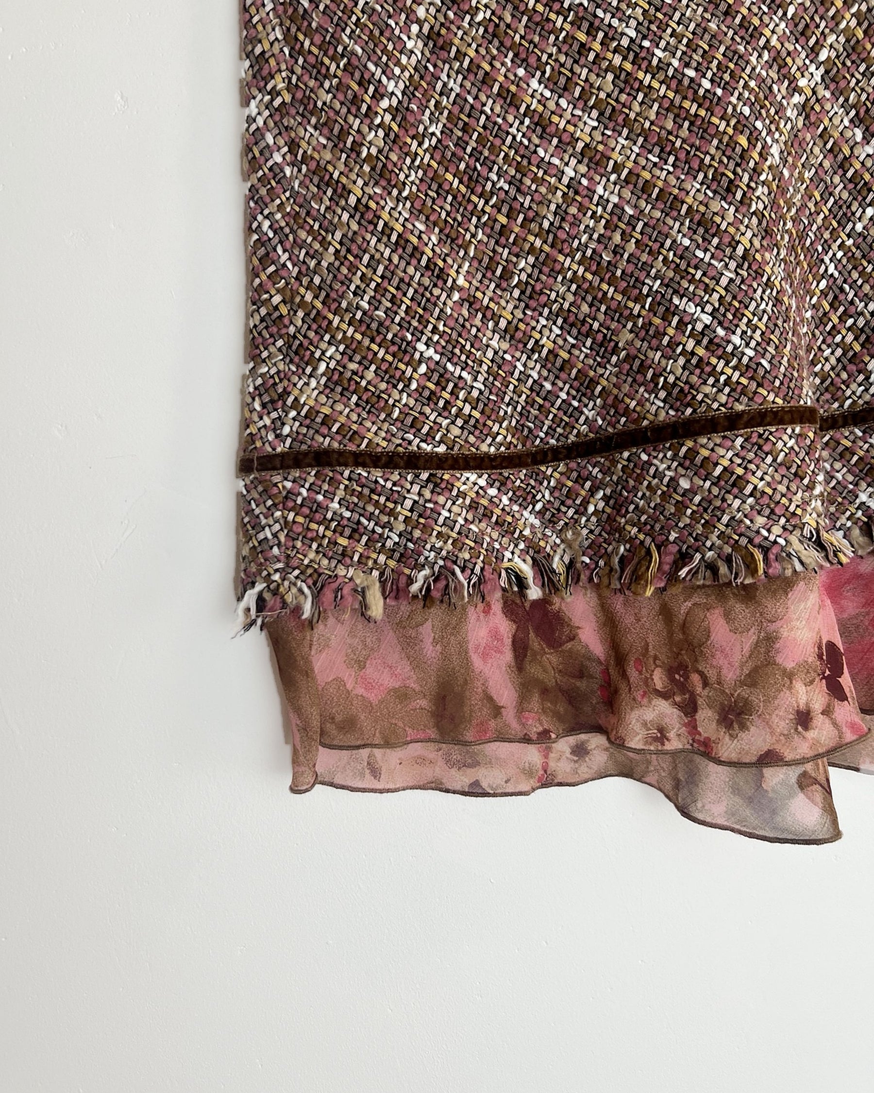 00's Morgan De Toi Tweed Skirt with Velvet & Floral Chiffon Detail - W32