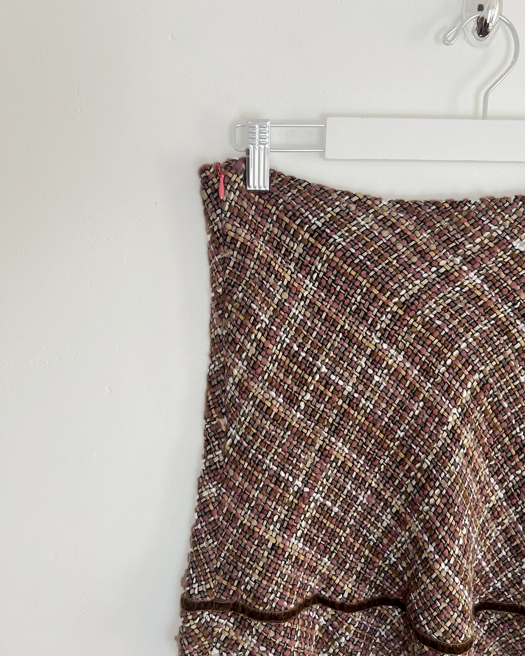 00's Morgan De Toi Tweed Skirt with Velvet & Floral Chiffon Detail - W32