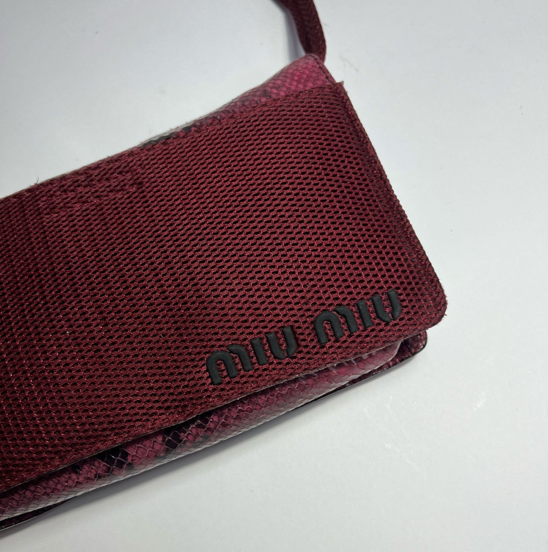 product_name